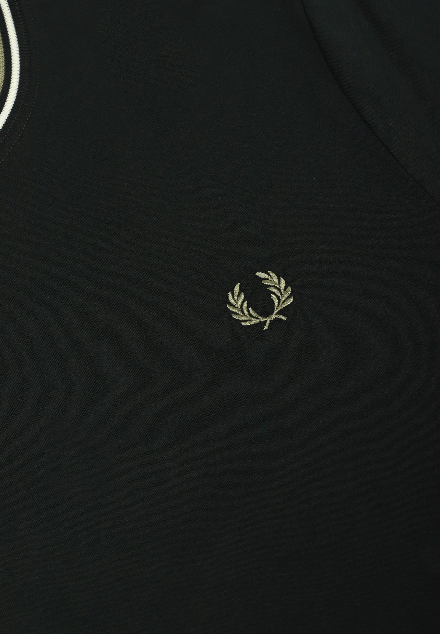 FRED PERRY | TWIN TIPPED T-SHIRT