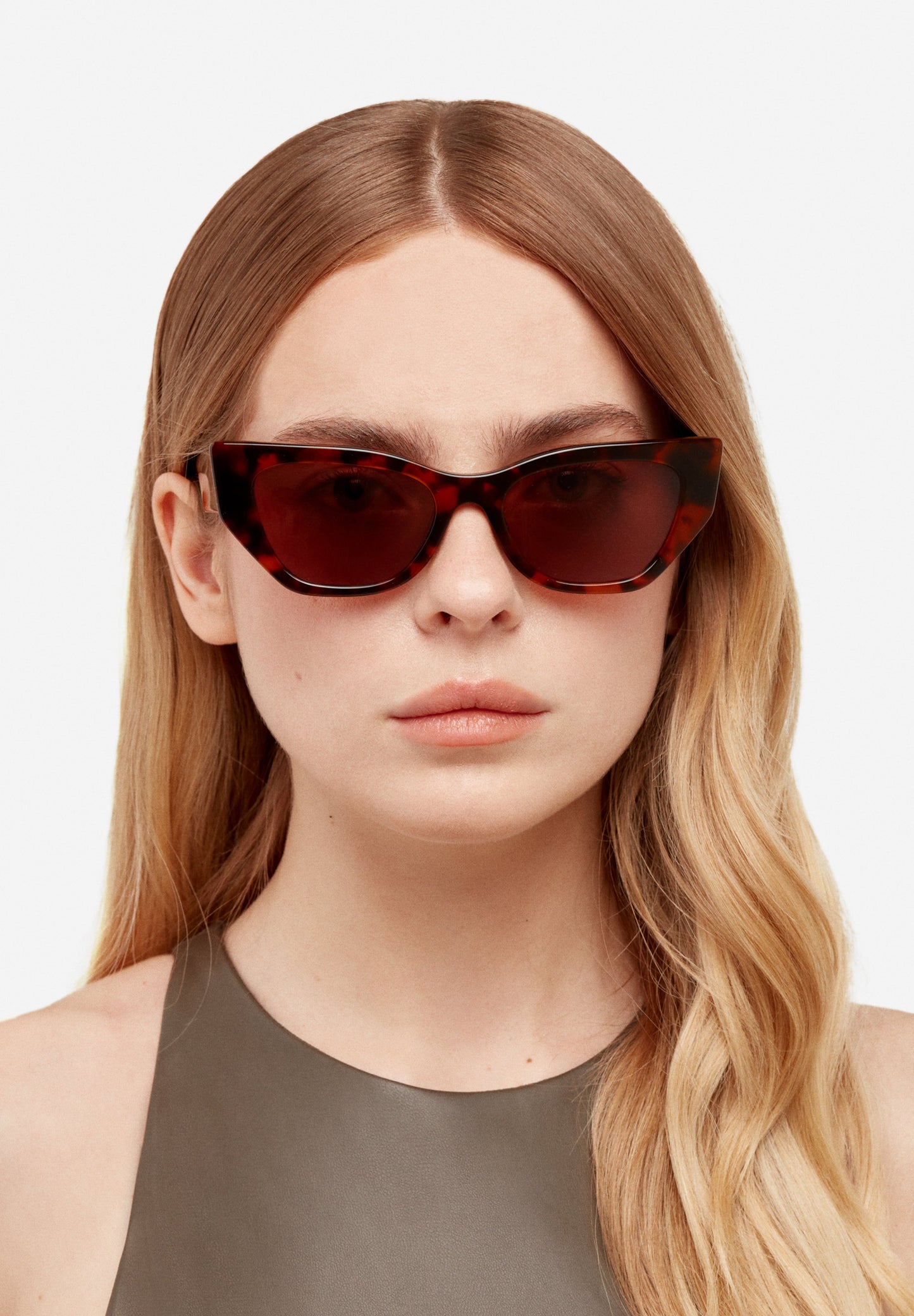 HAWKERS | MANHATTAN -  CAREY ROSEWOOD