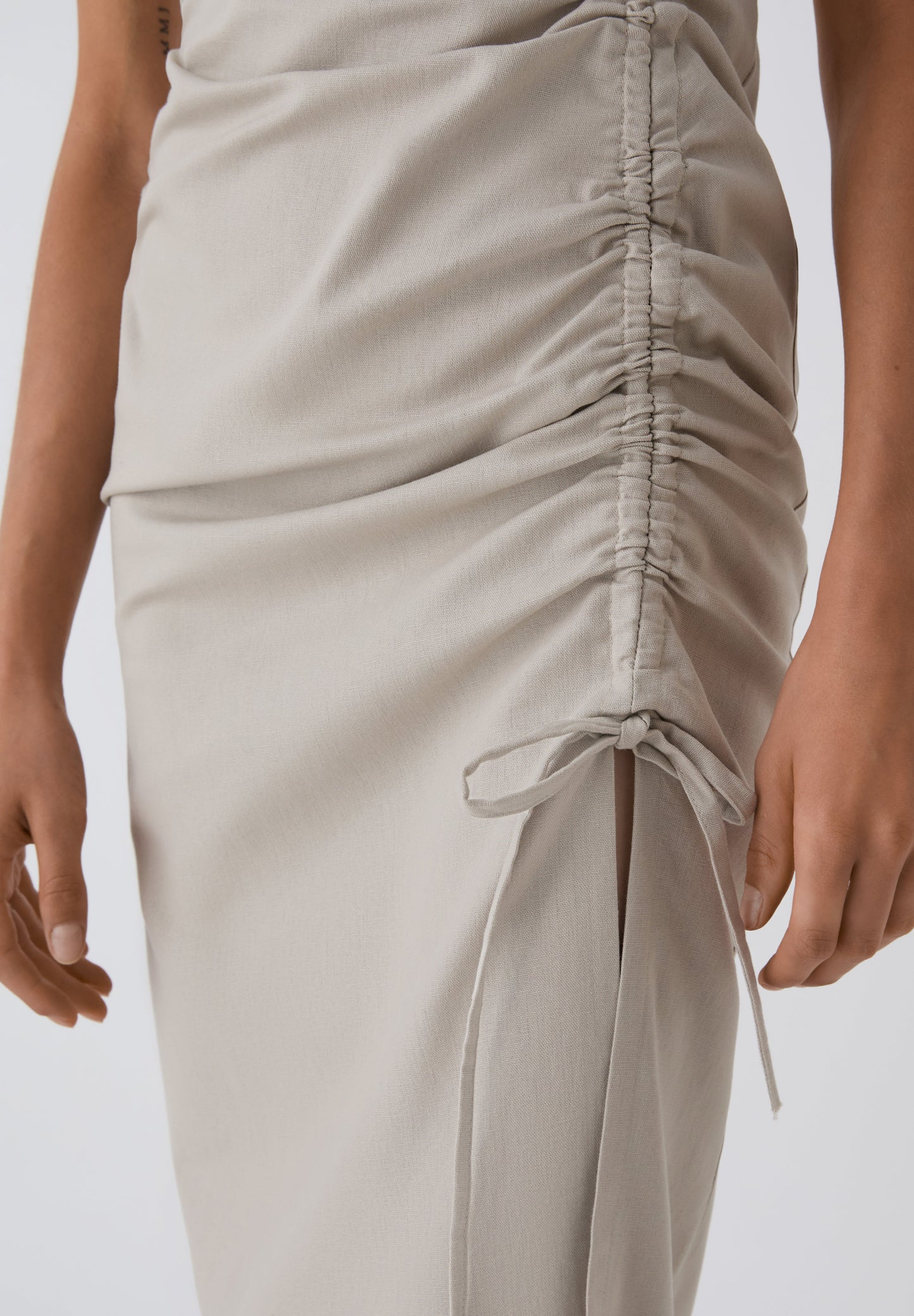 RAMSOS | VESTIDO COMPRIDO GATHERED