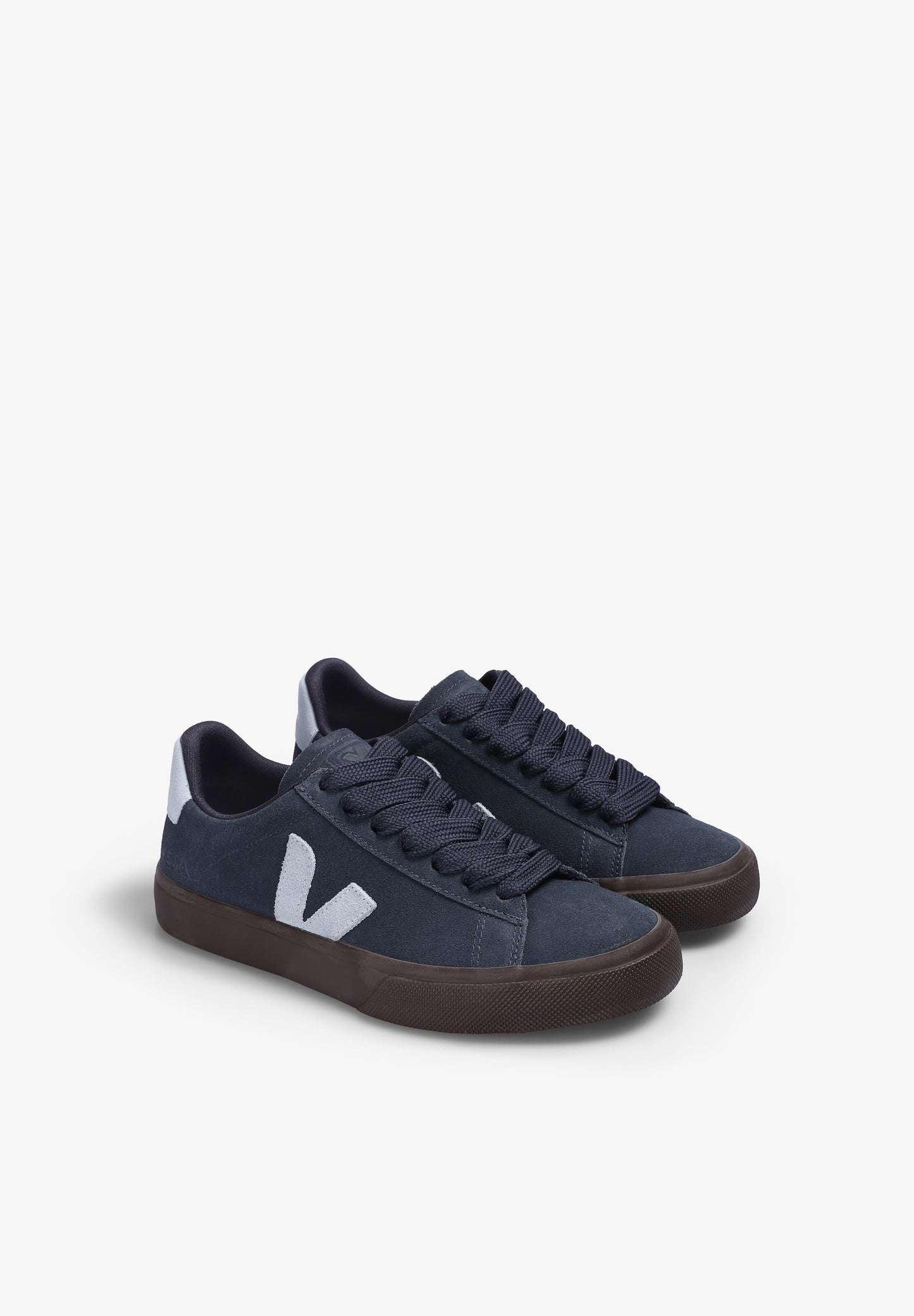 VEJA | SAPATILHAS CAMPO DE MULHER