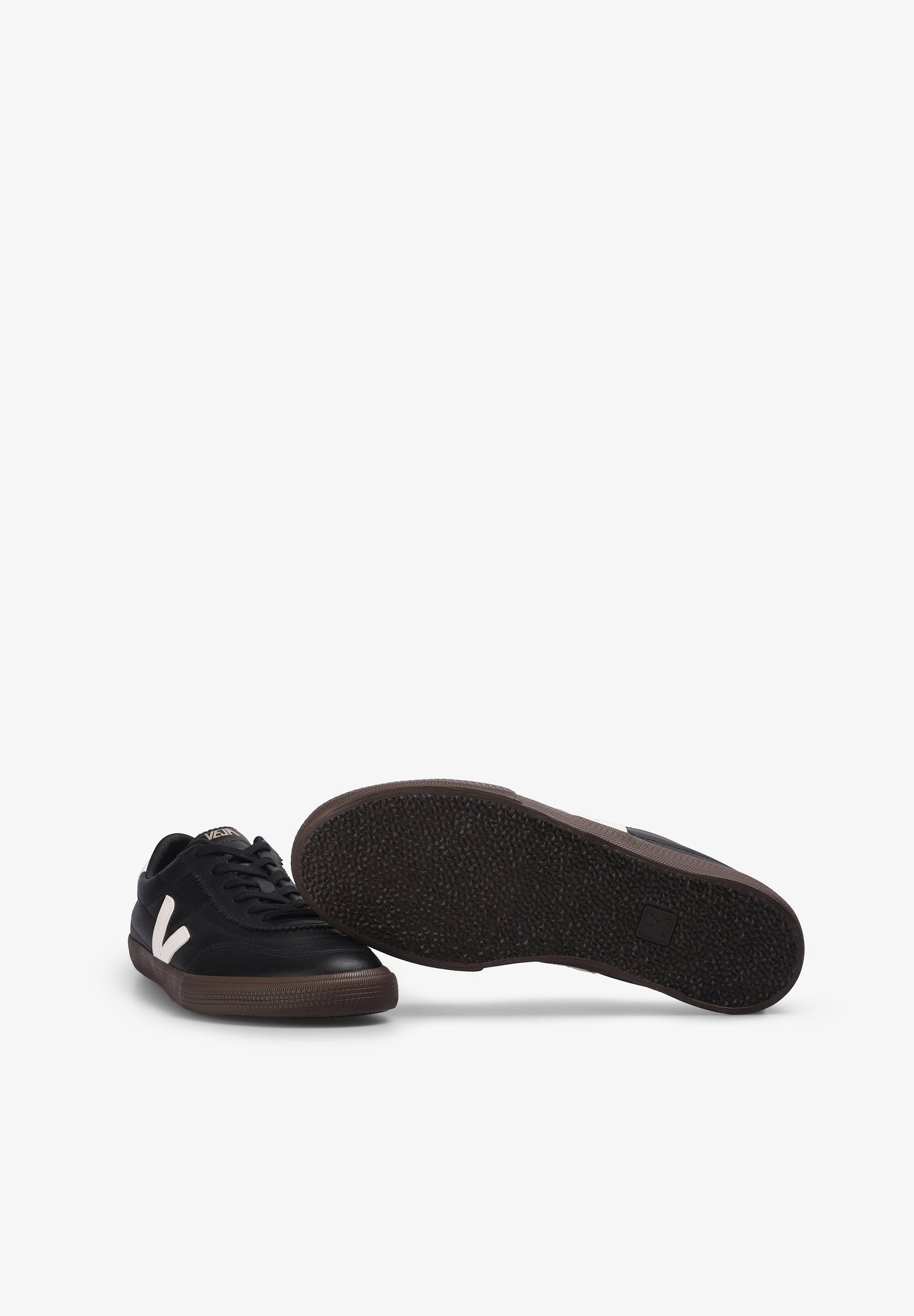 VEJA | SNEAKERS PANENKA