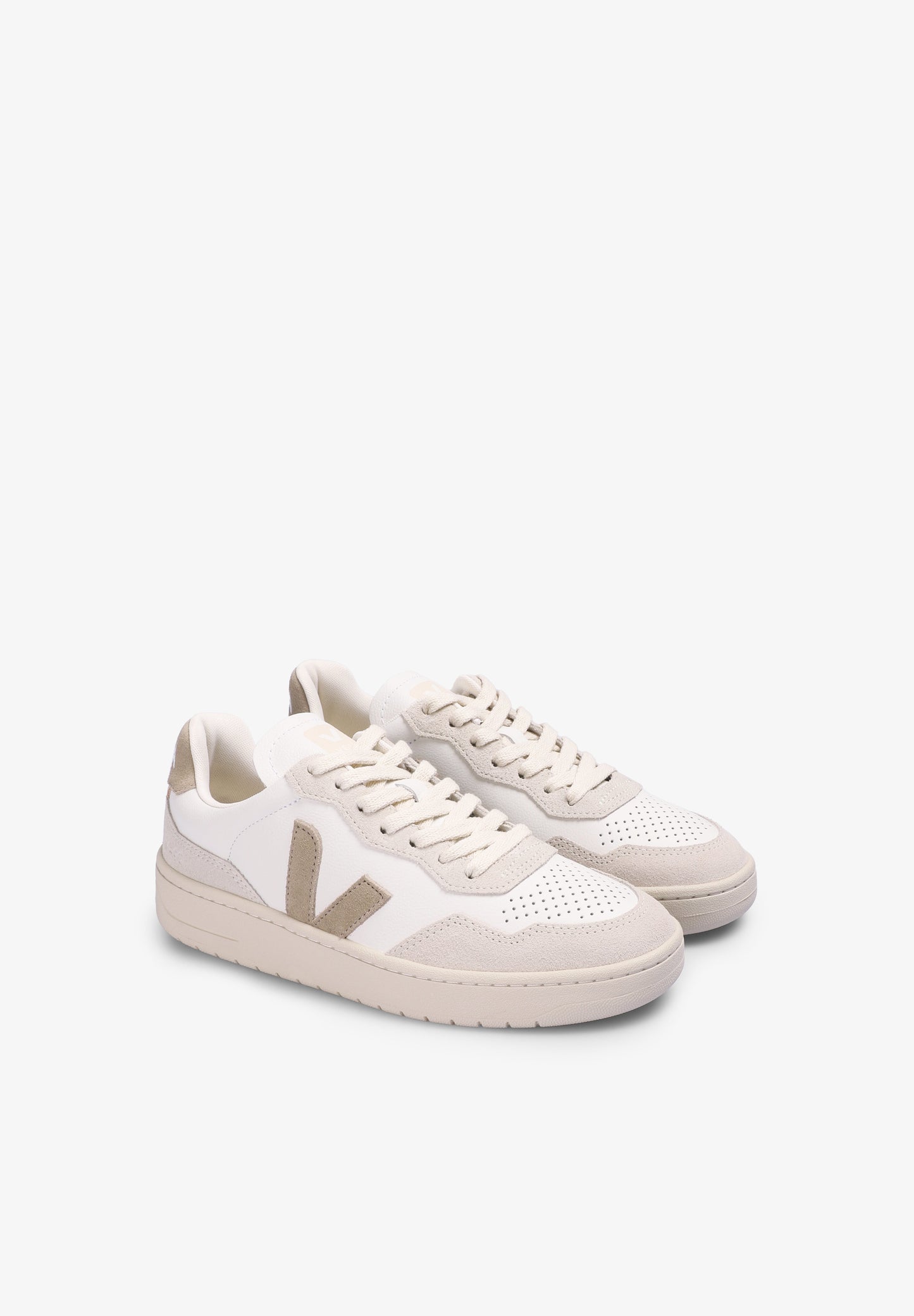 VEJA | SAPATILHAS V-90 DE MULHER