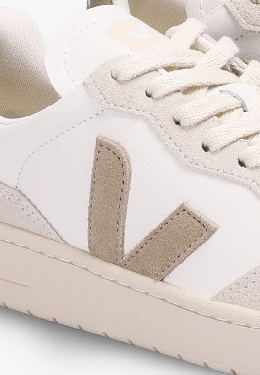 VEJA | SAPATILHAS V-90 DE MULHER