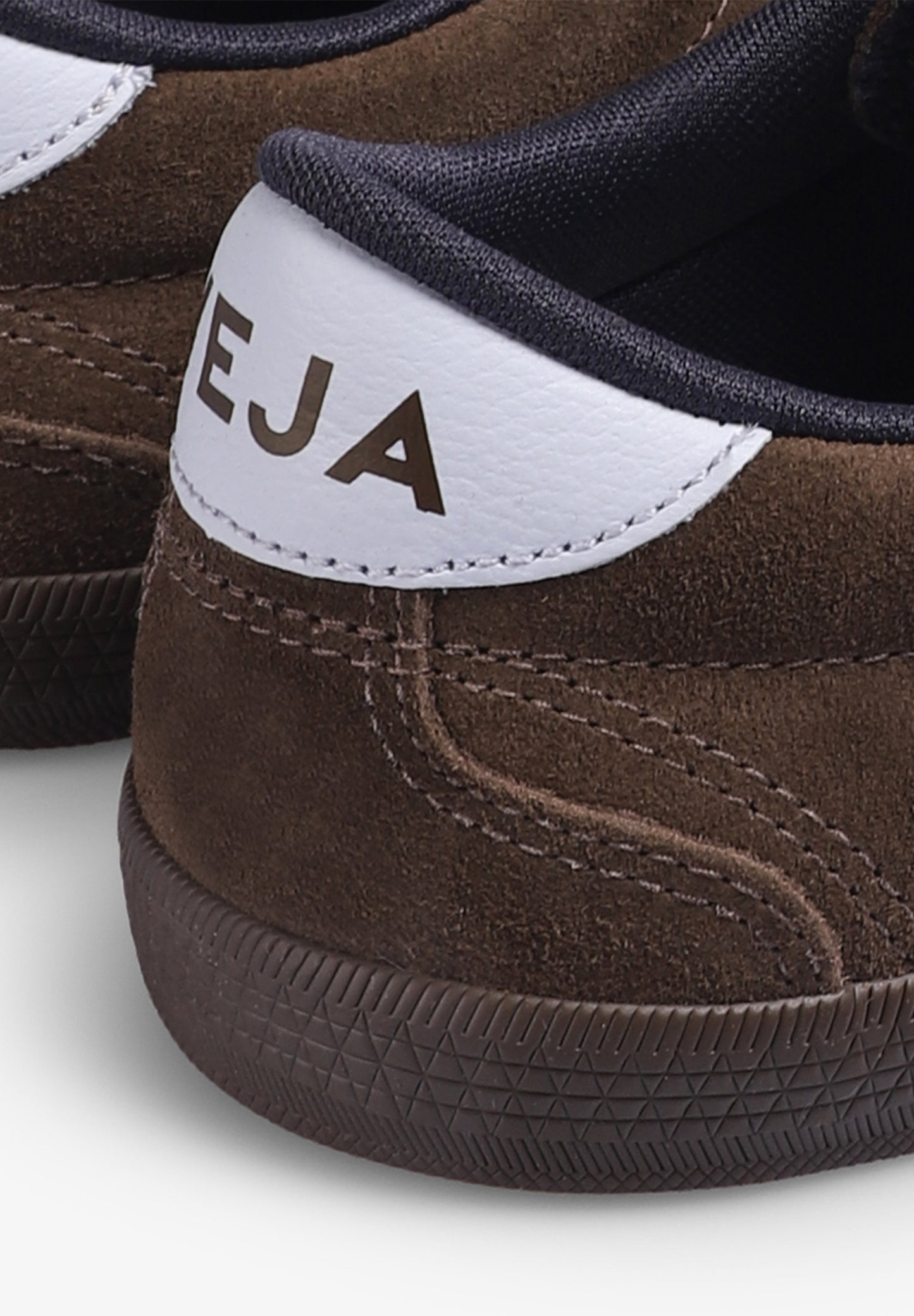 VEJA | SAPATILHAS VOLLEY CANVAS