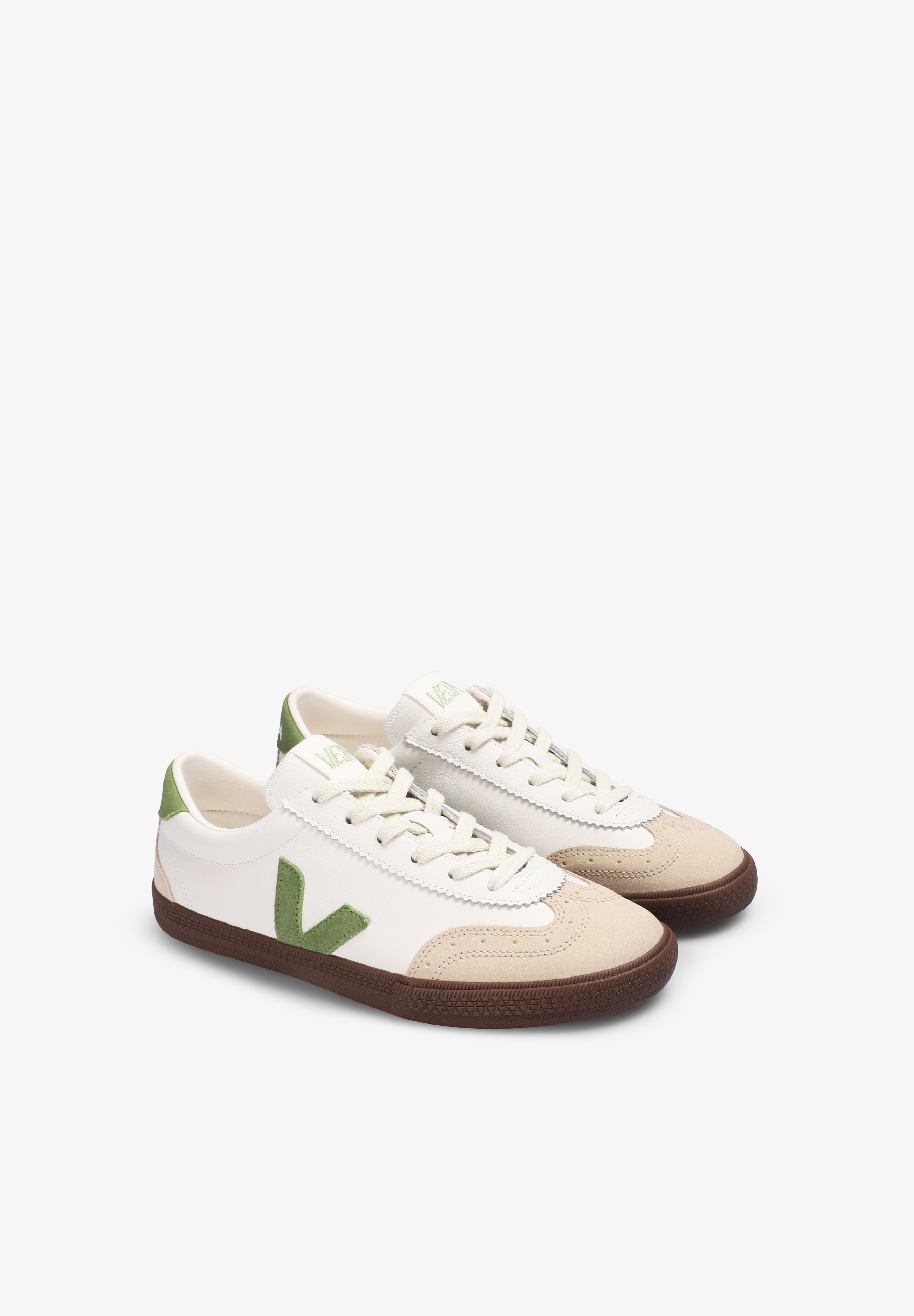 VEJA | SAPATILHAS VOLLEY CANVAS