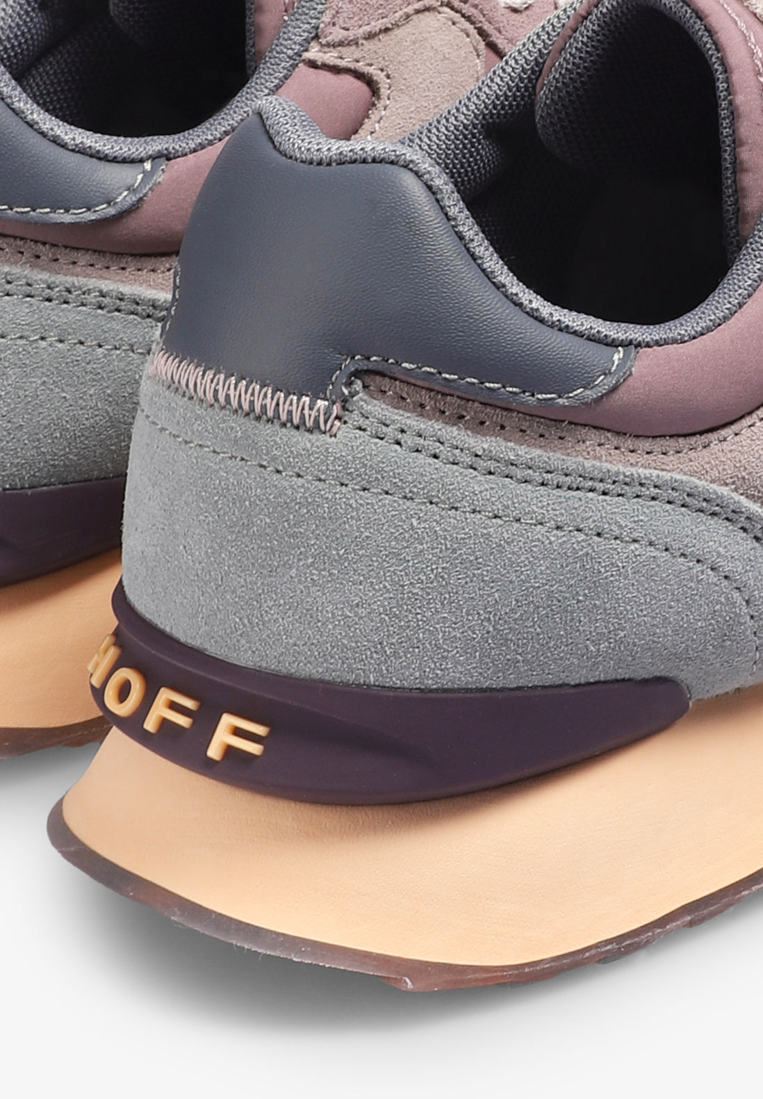 HOFF | SNEAKERS CITY PRAGUE