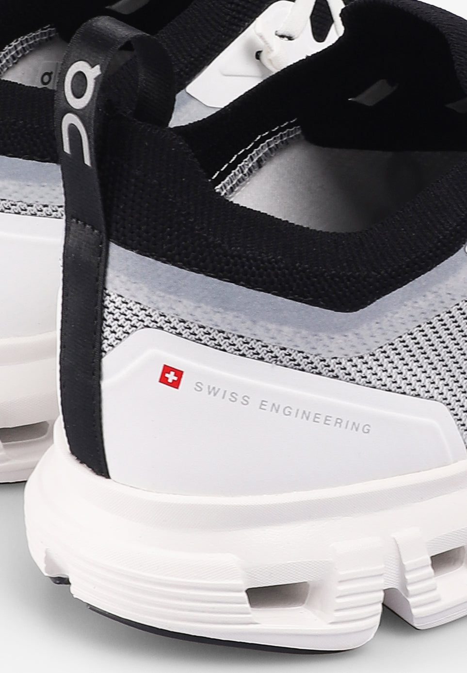 ON | SAPATILHAS CLOUD 6 VERSA DE HOMEM