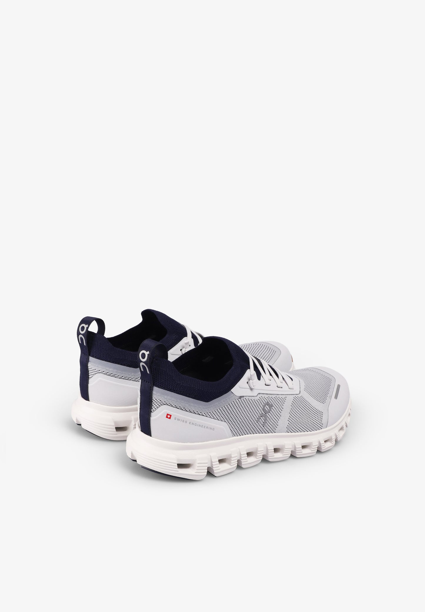 ON  | CLOUD 6 VERSA