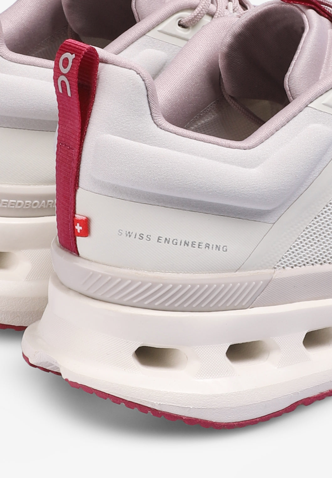 ON | SNEAKERS CLOUDNOVA X MUJER