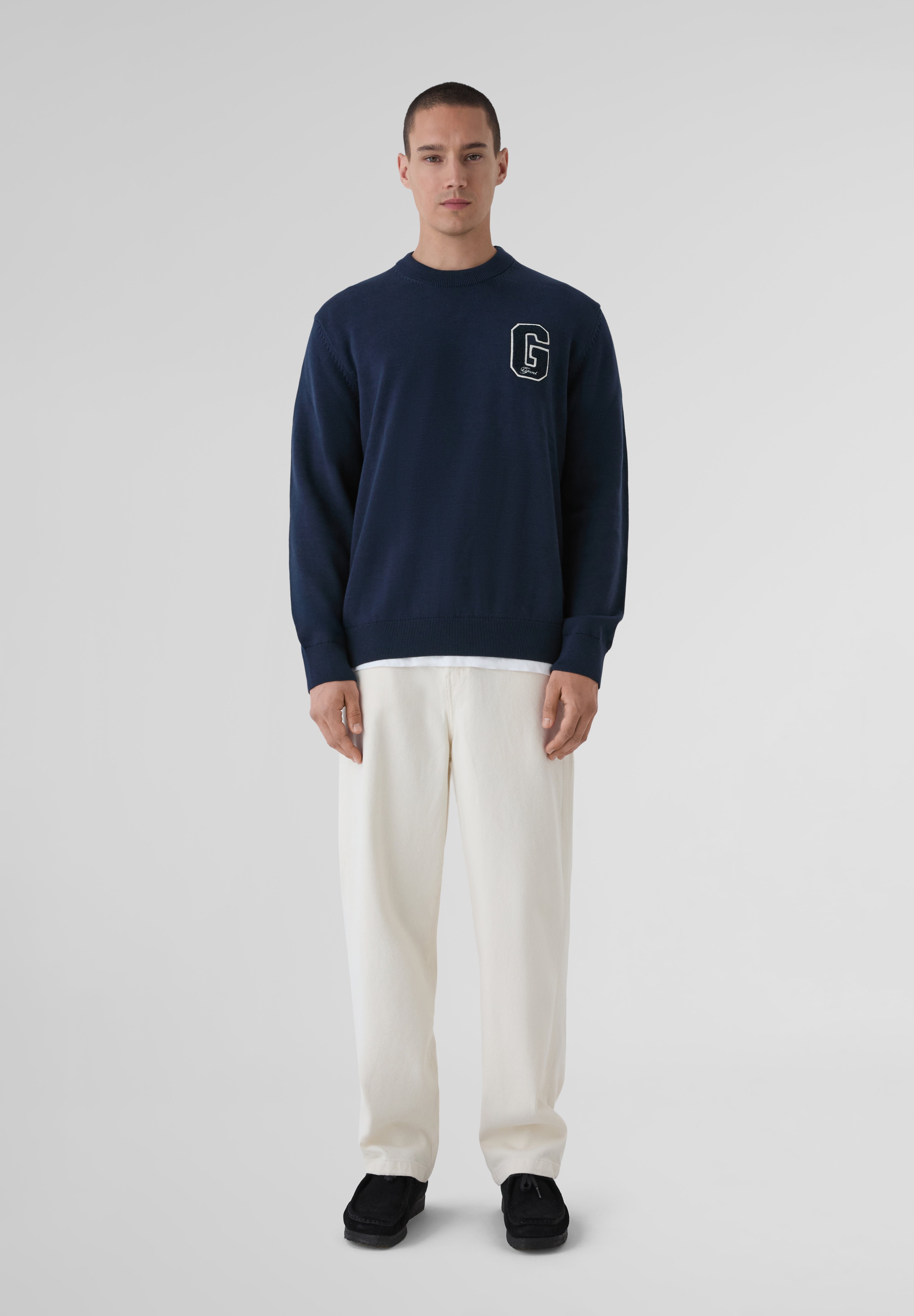 GANT | SWEATER SMALL GRAPHIC BADGE