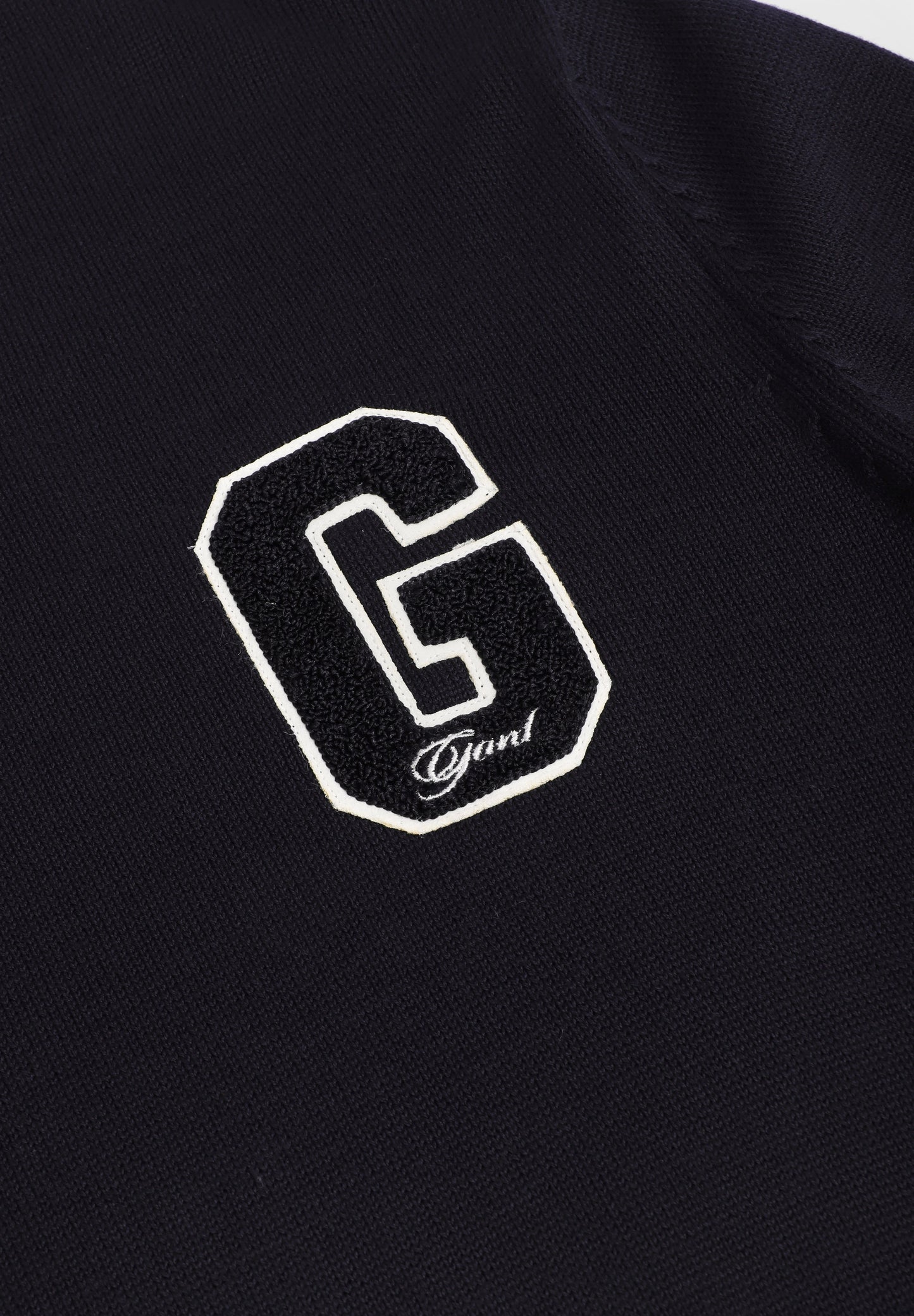 GANT | SWEATER SMALL GRAPHIC BADGE
