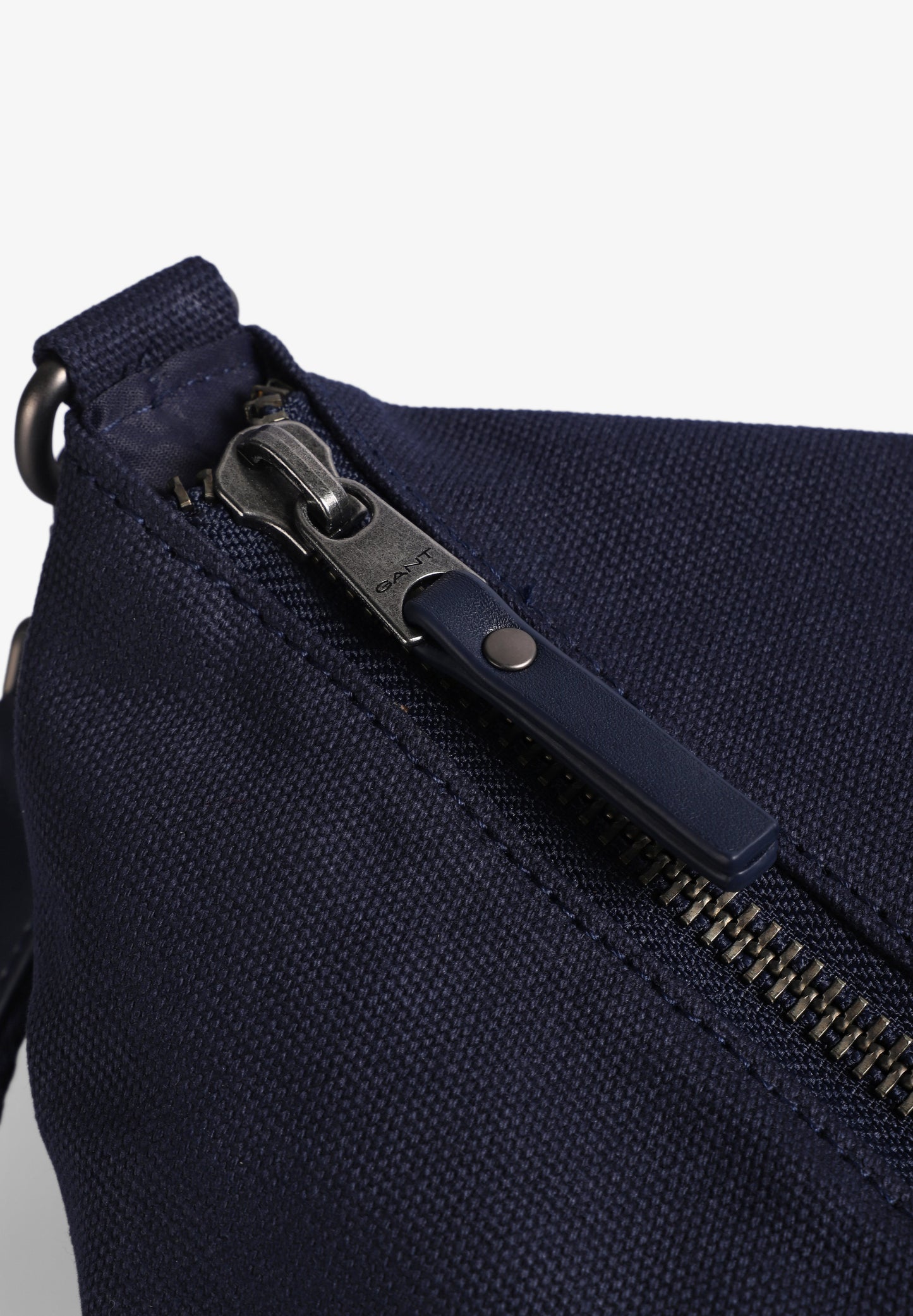 GANT | G BADGE COTTON CANVAS DUFFLE BAG