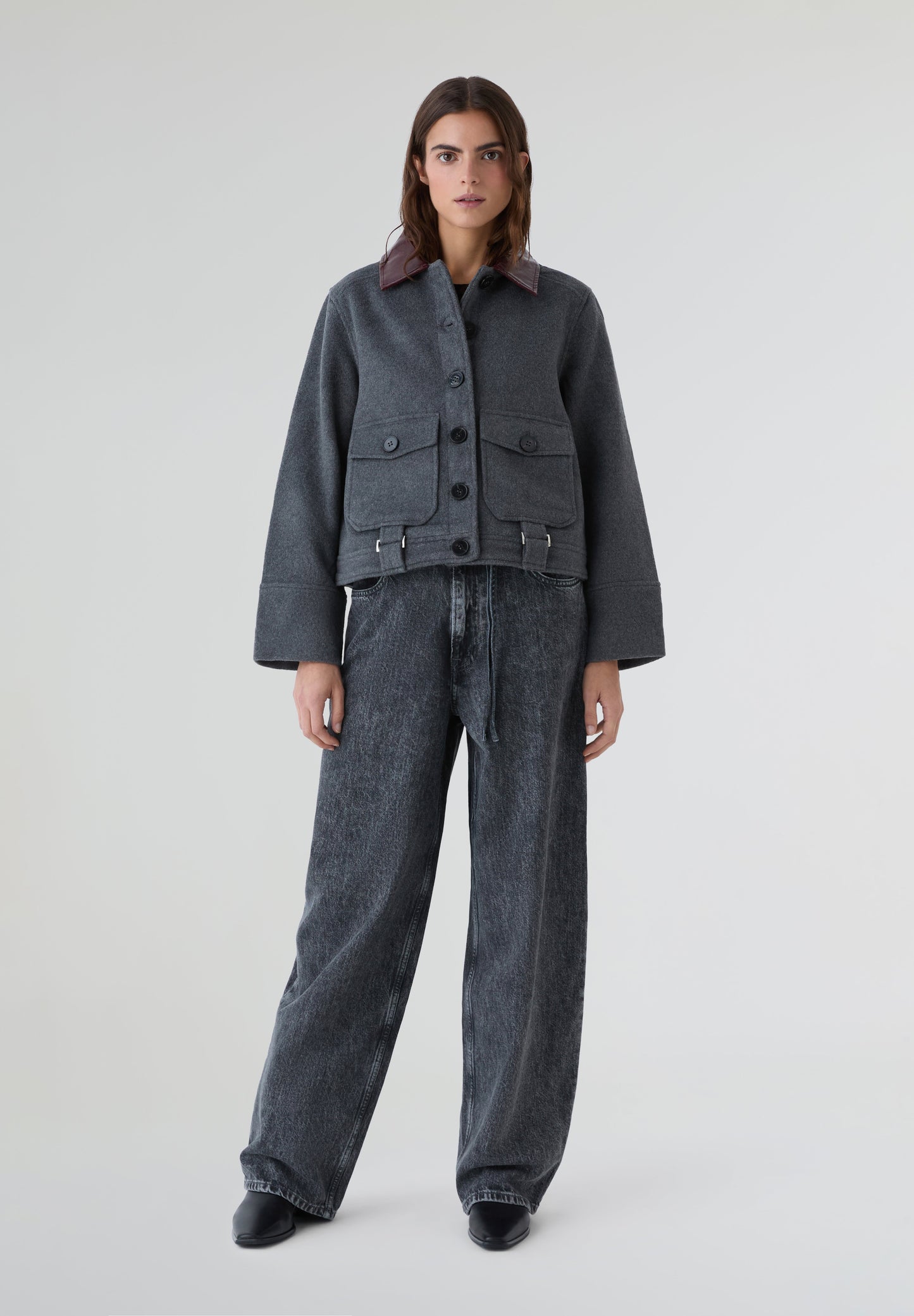 LAAGAM | CHAQUETA BRUNA