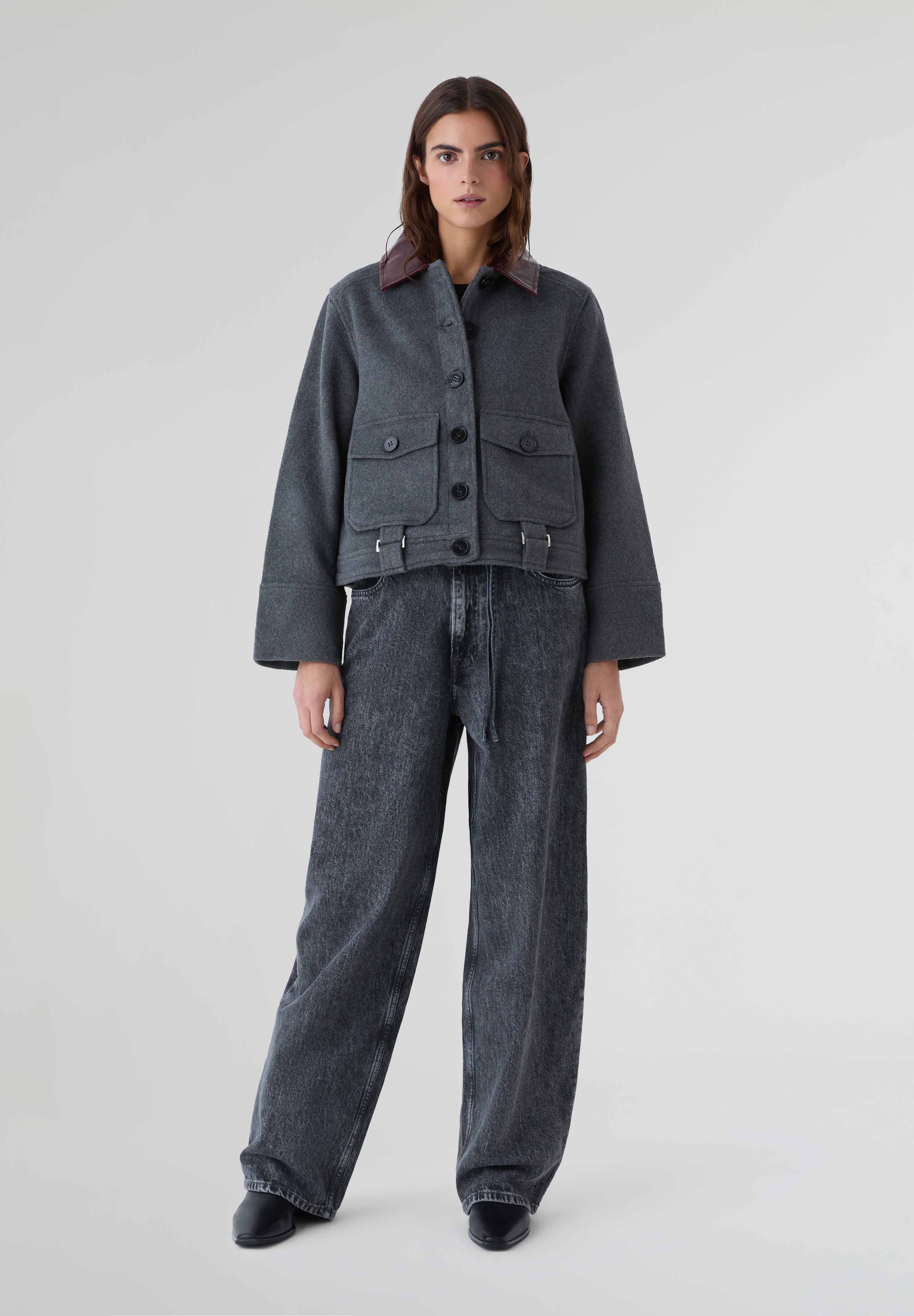 LAAGAM | CHAQUETA BRUNA