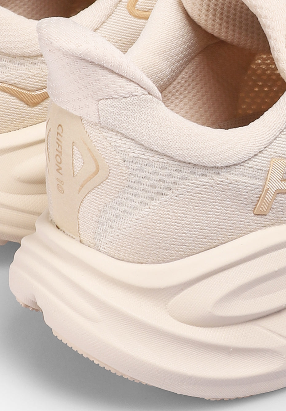 HOKA | SAPATILHA CLIFTON 10 DE MULHER