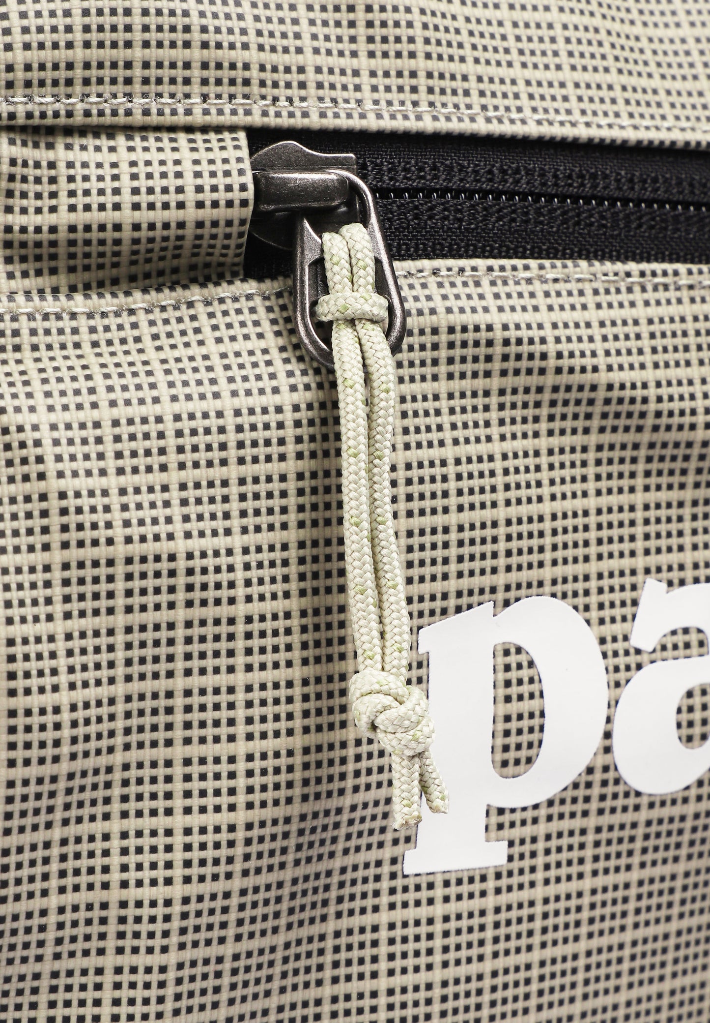 PATAGONIA | BOLSA DE VIAGEM BLACK HOLE 40L