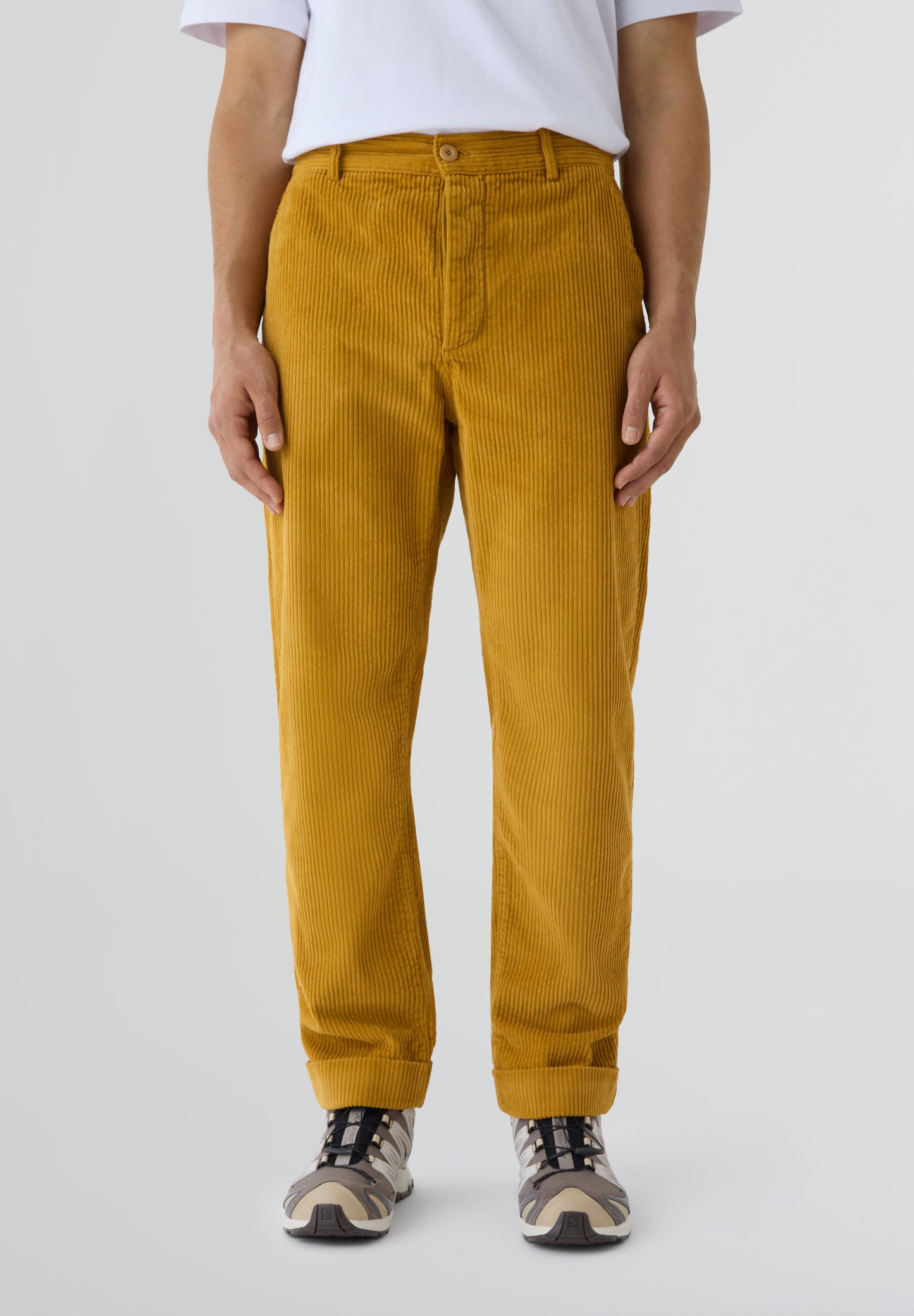 EDMMOND STUDIOS | CALÇAS JORGE