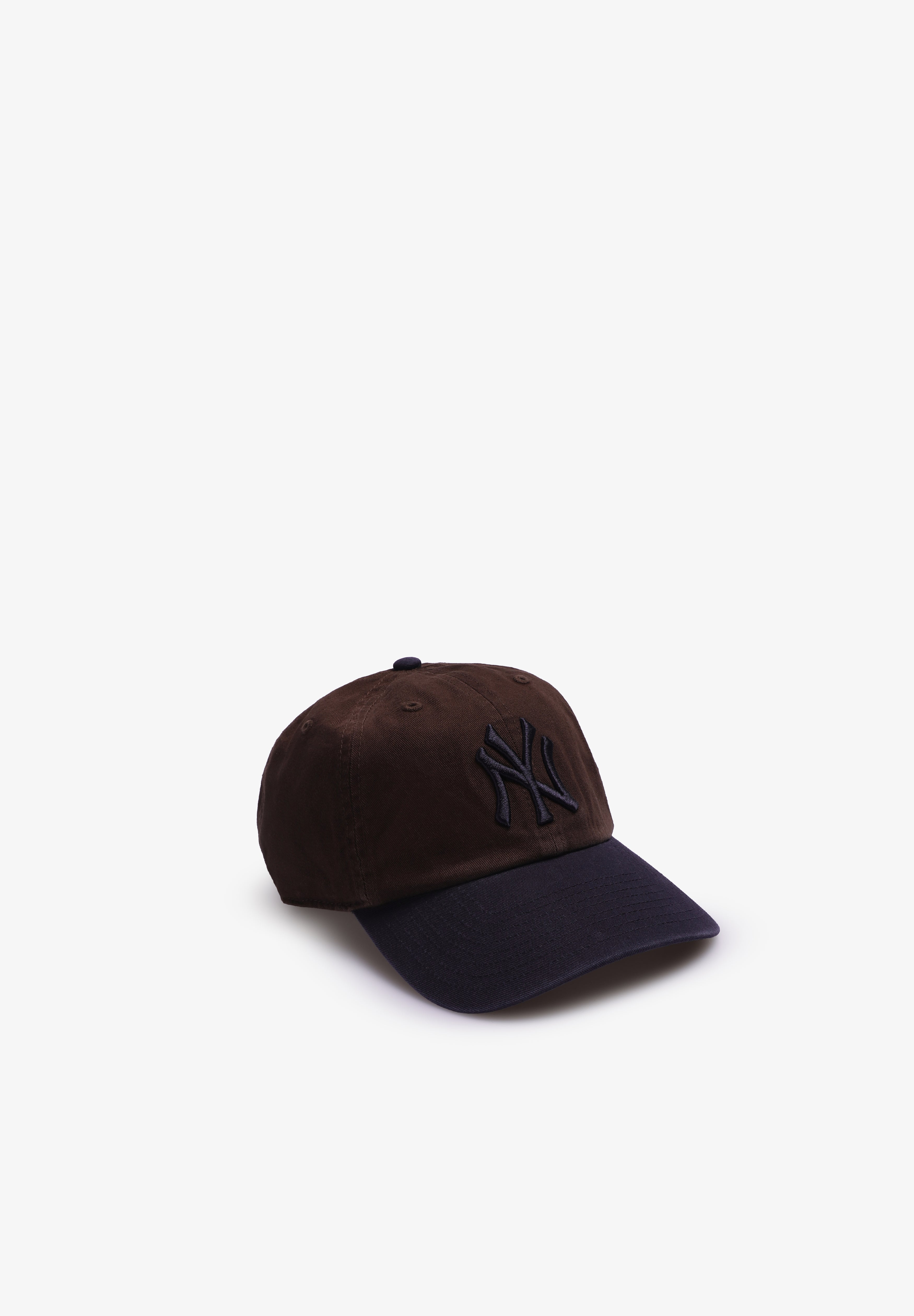 47 BRAND | BONÉ MLB NEW YORK YANKEES TWO TONE ’47 CLEAN UP W/ NO LOOP LABEL