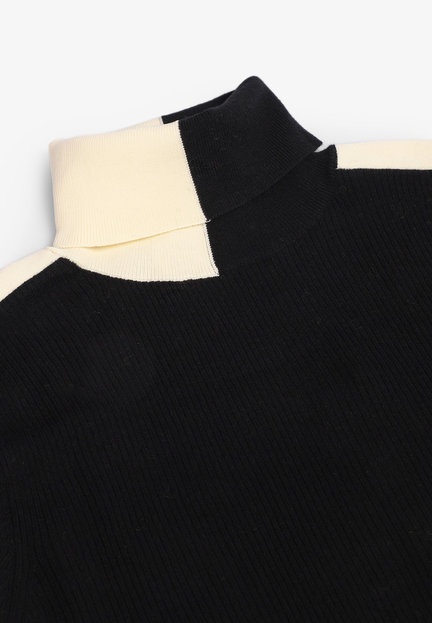 ESSENTIEL | SWEATER IFFORT