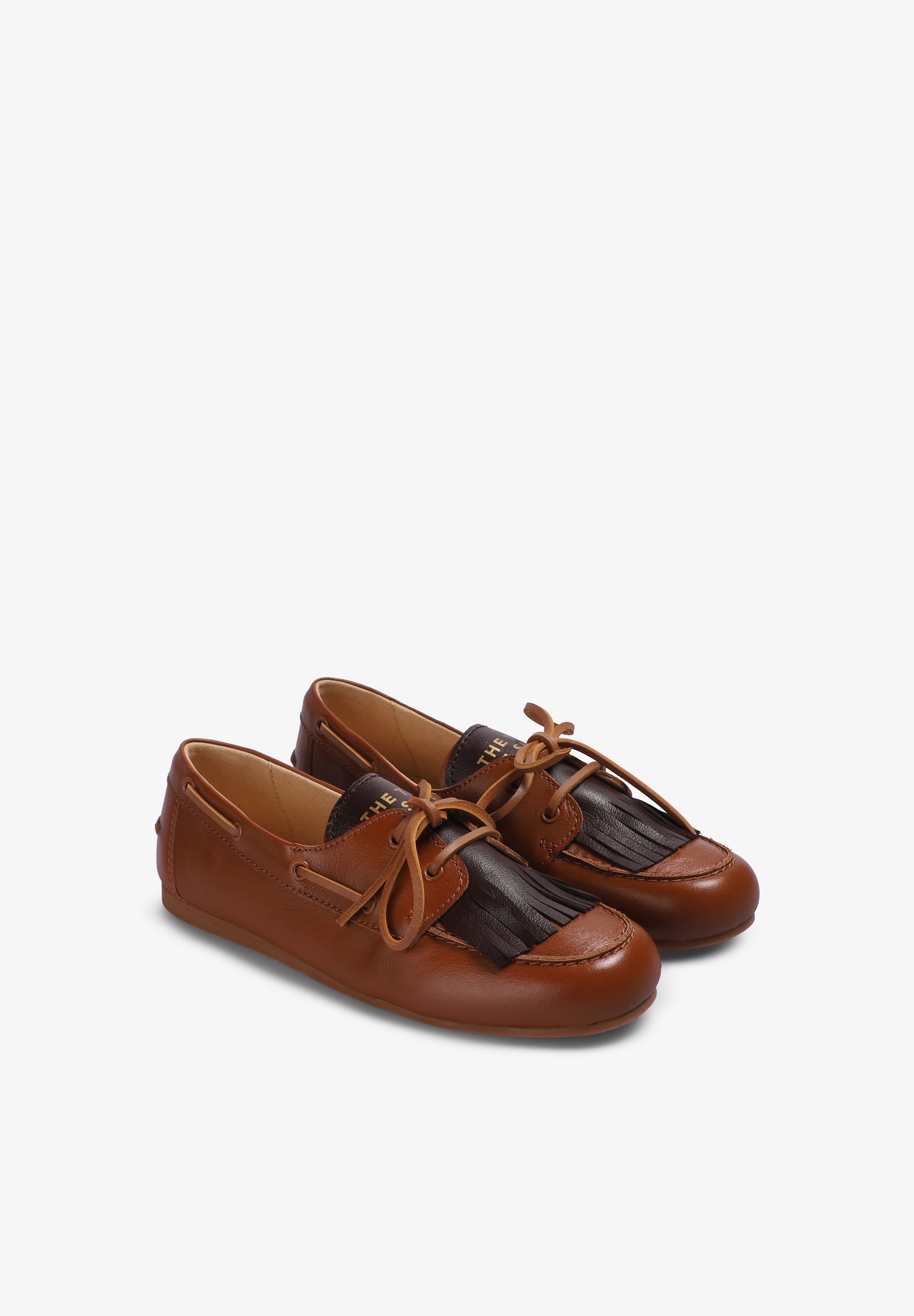 THE TINY BIG SISTER | CALZADO BOAT SHOES