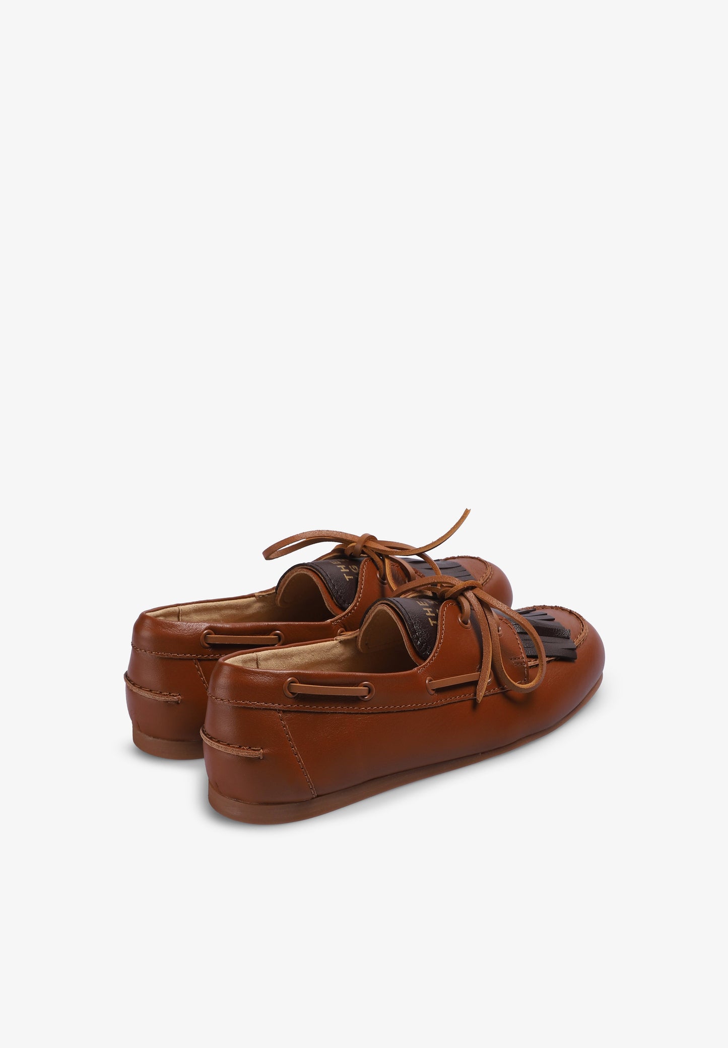 THE TINY BIG SISTER | CALZADO BOAT SHOES