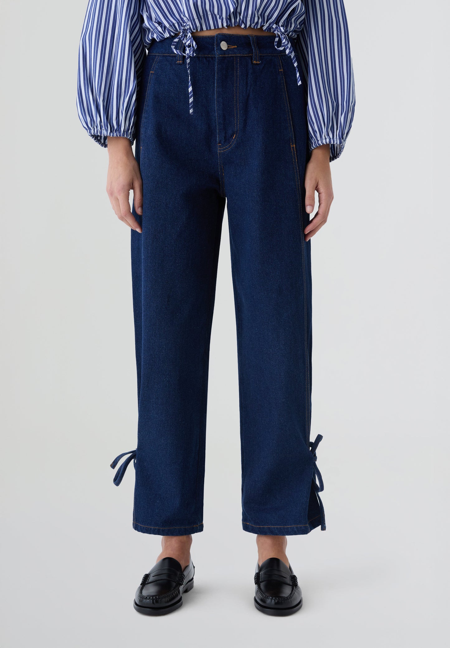 THE TINY BIG SISTER | JEANS LACE CUTLINES