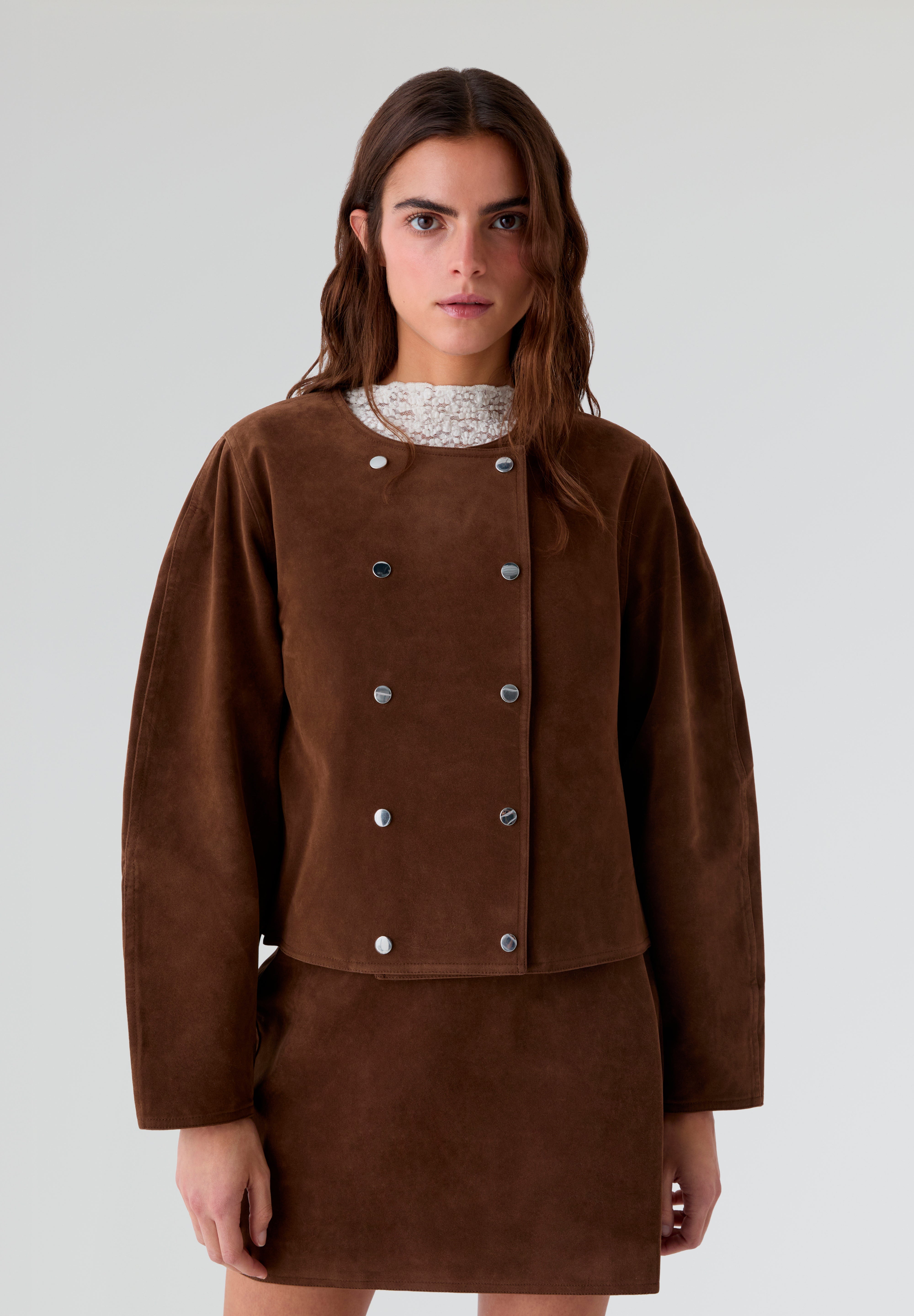 THE TINY BIG SISTER | CARDIGAN COM BOTÕES EFEITO CAMURÇA