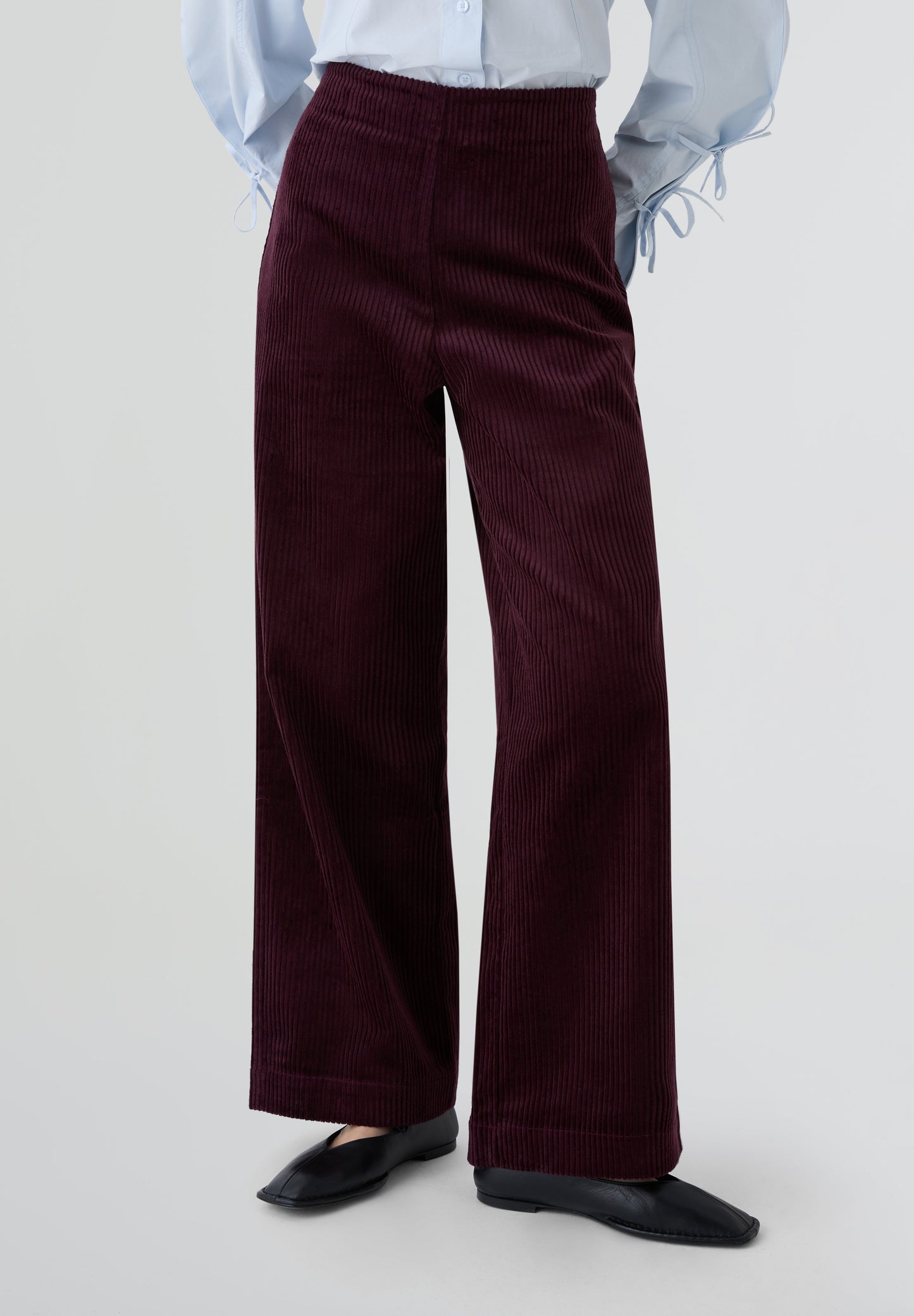 THE TINY BIG SISTER | CALÇAS AMPLAS DE BOMBAZINA