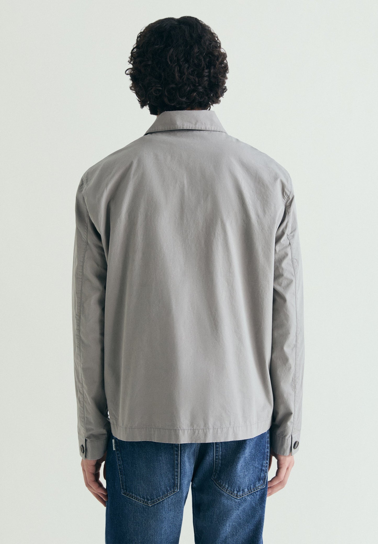 CAMISA COMPRIDA DE ALGODÃO COM BOLSOS