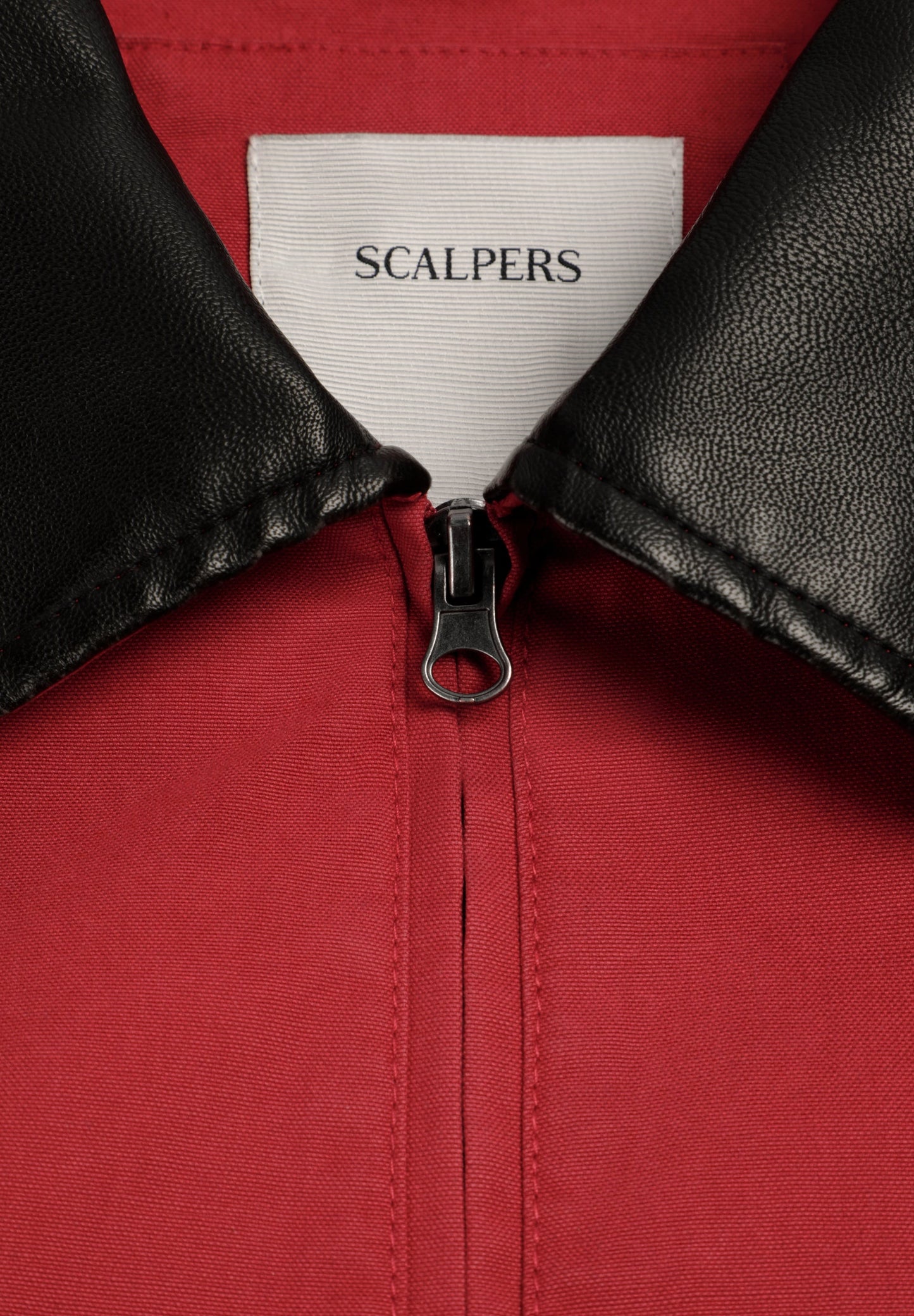 CARDIGAN BOMBER COM GOLA EM CONTRASTE