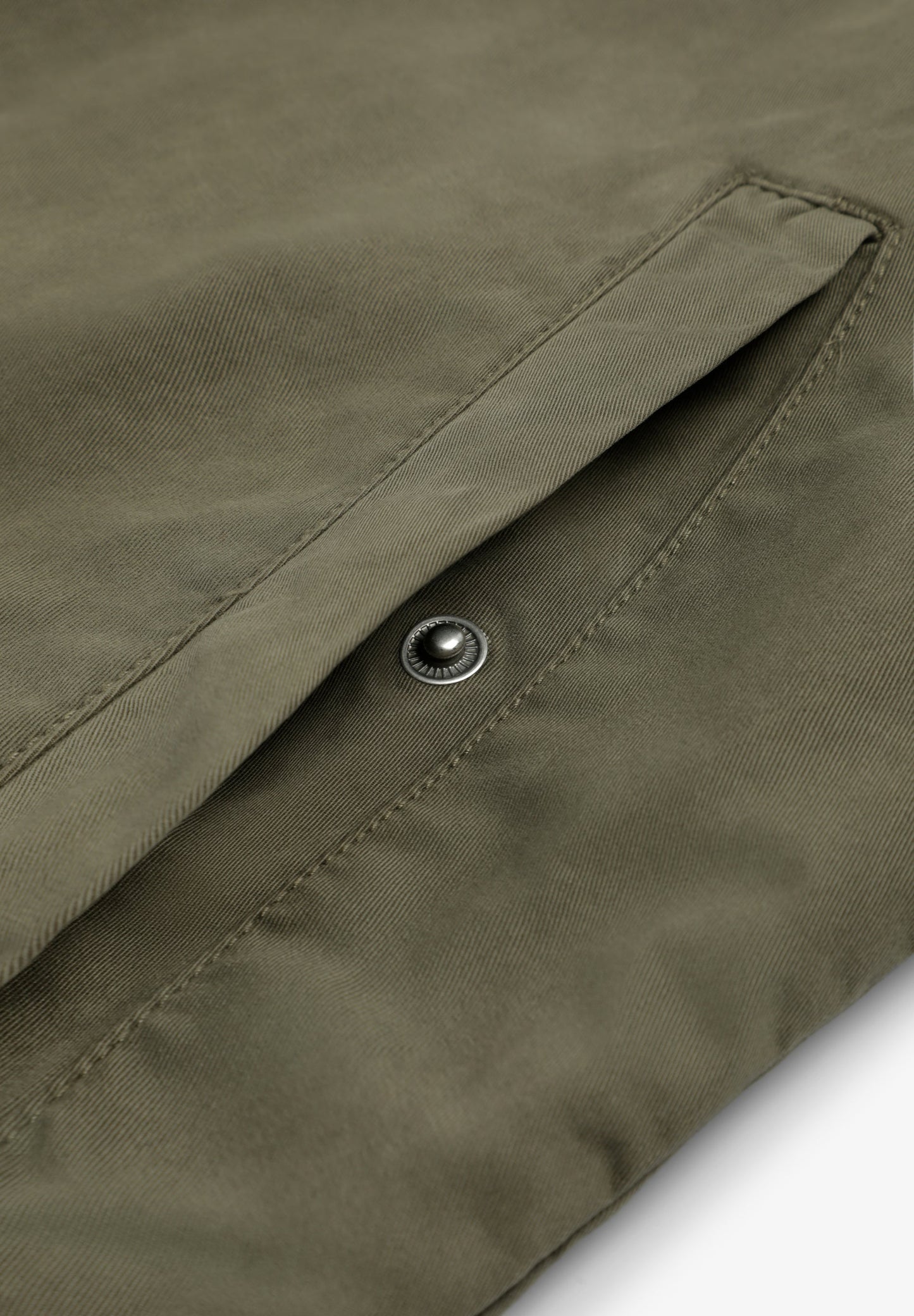 CARDIGAN COM CAPUZ SKULL NO TOM