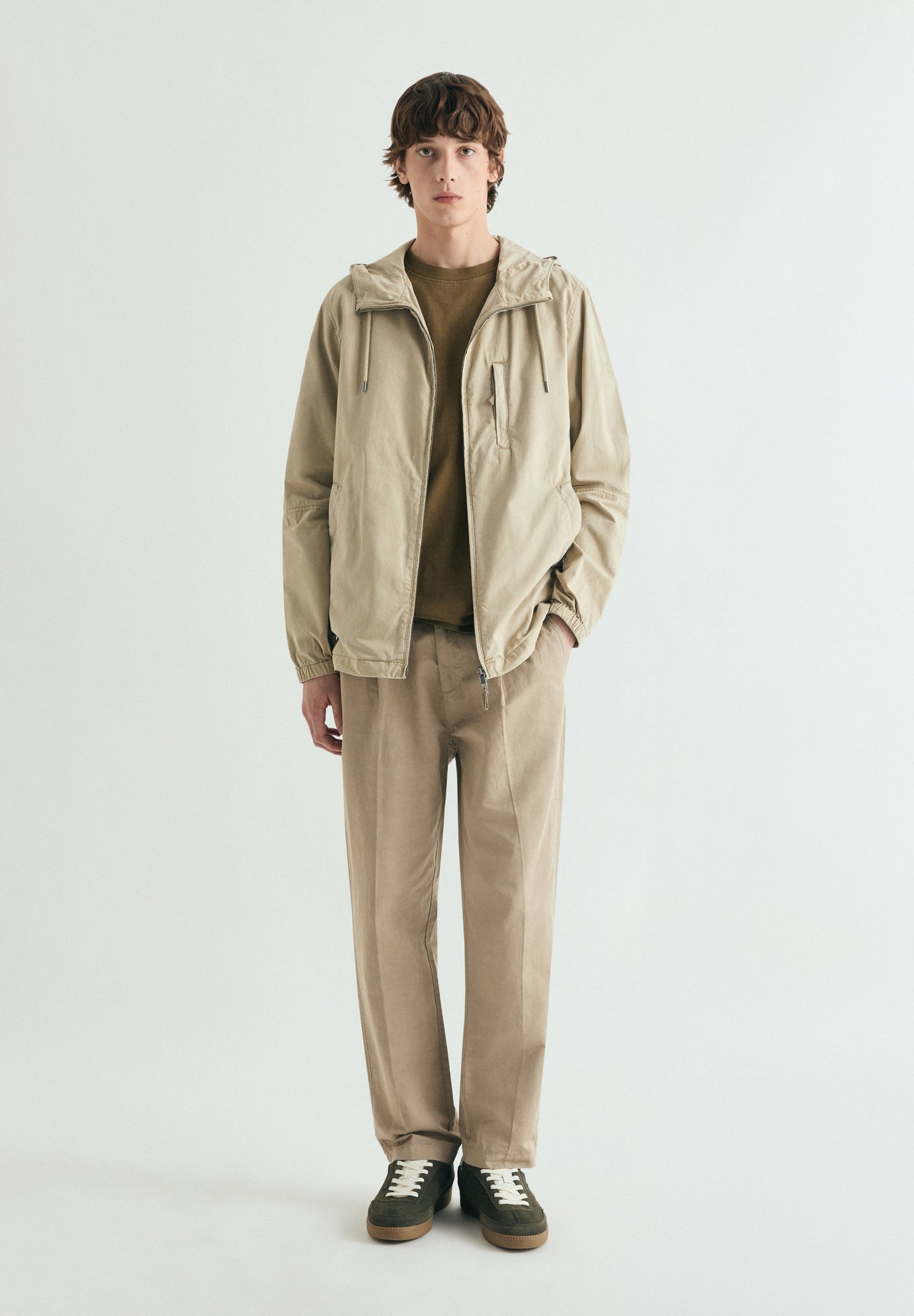 CARDIGAN COM CAPUZ SKULL NO TOM