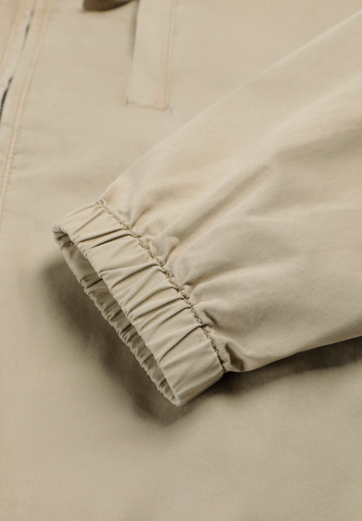 CARDIGAN COM CAPUZ SKULL NO TOM