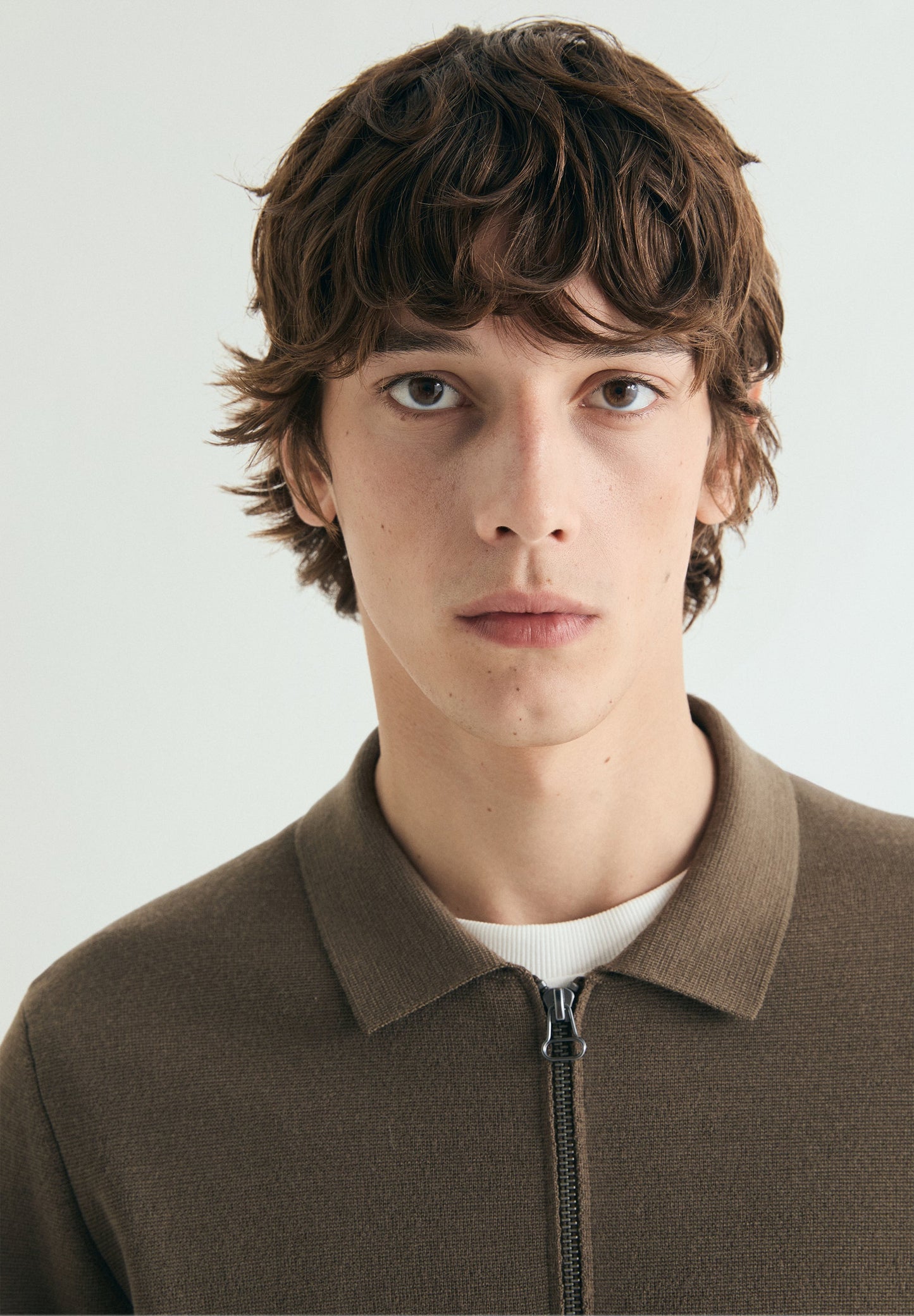 CARDIGAN DE LÃ COM FECHO DE CORRER