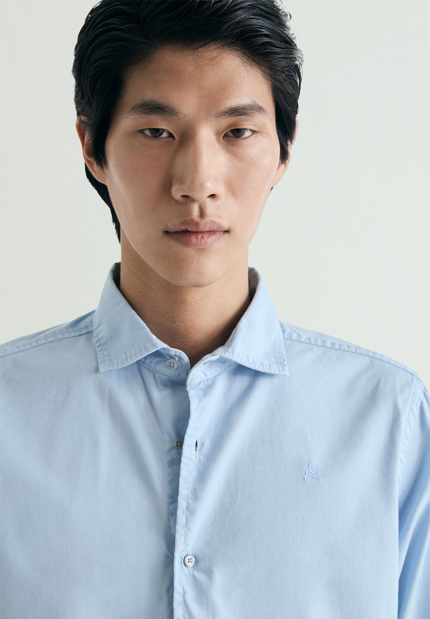 CAMISA REGULAR FIT BORDADA