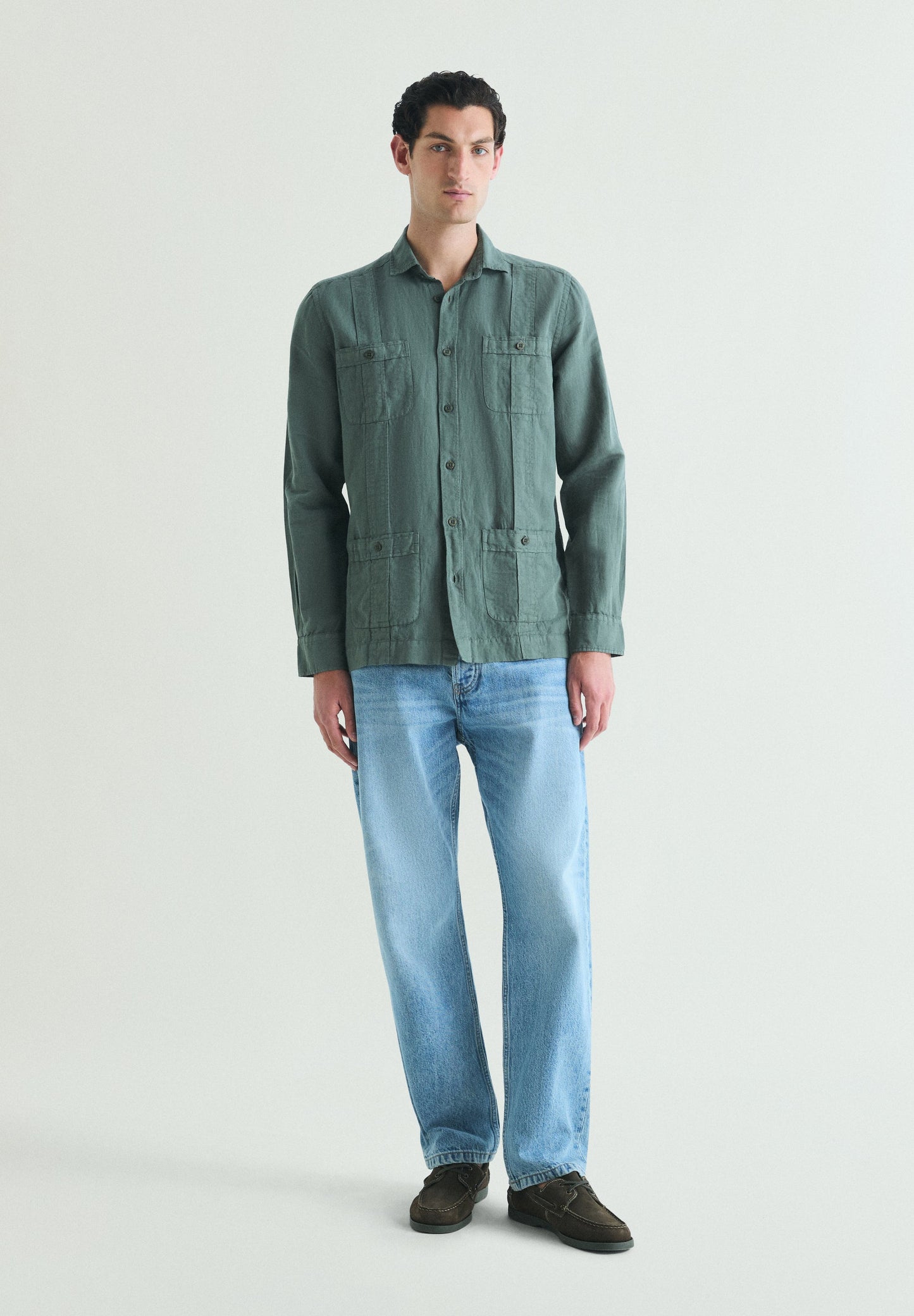 CAMISA GUAYABERA EM LINHO