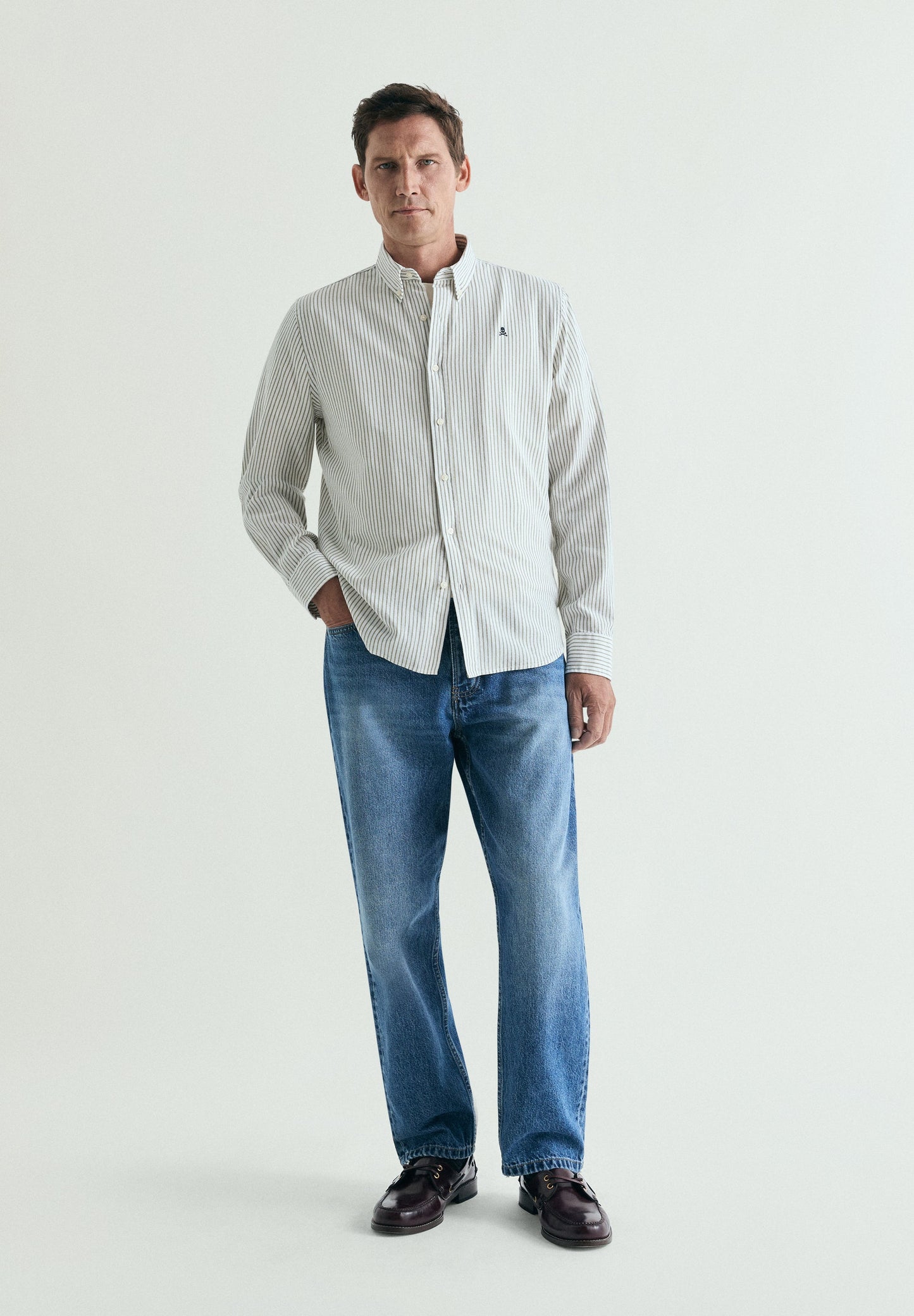 CAMISA OXFORD ÀS RISCAS
