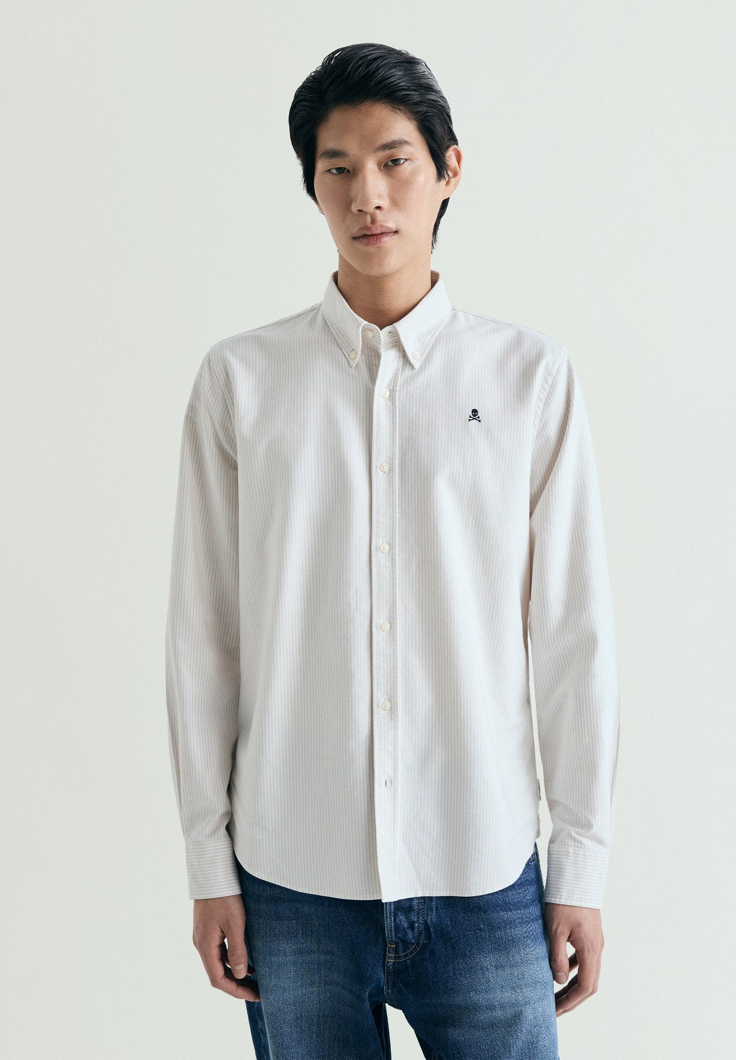 CAMISA OXFORD PADRÃO ÀS RISCAS