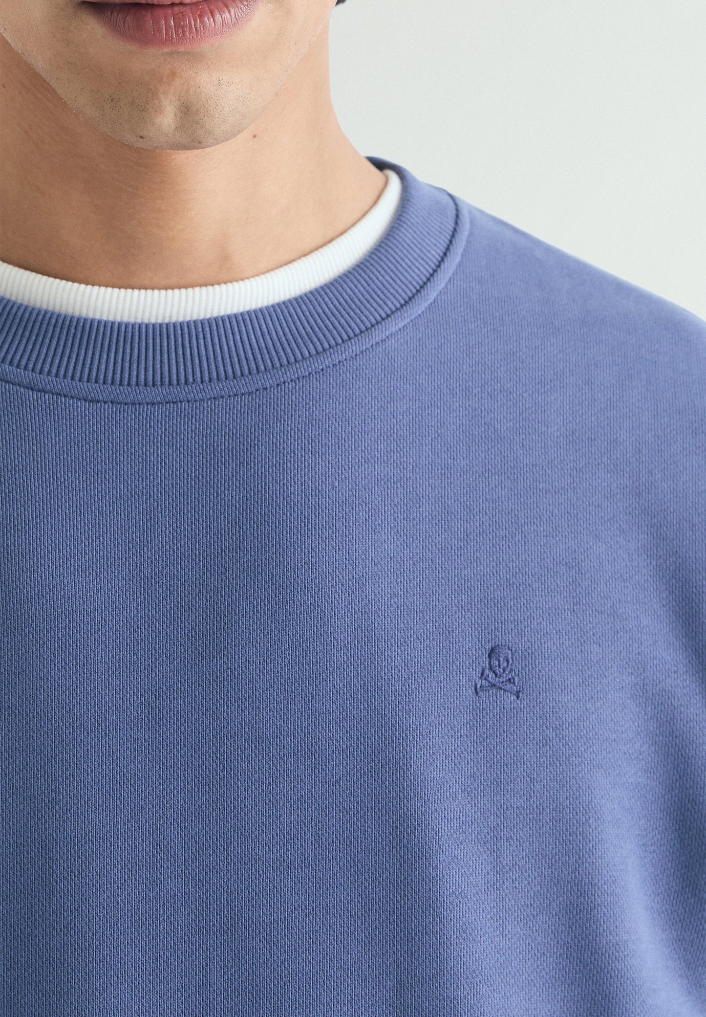 SWEATSHIRT BORDADA LAVADA