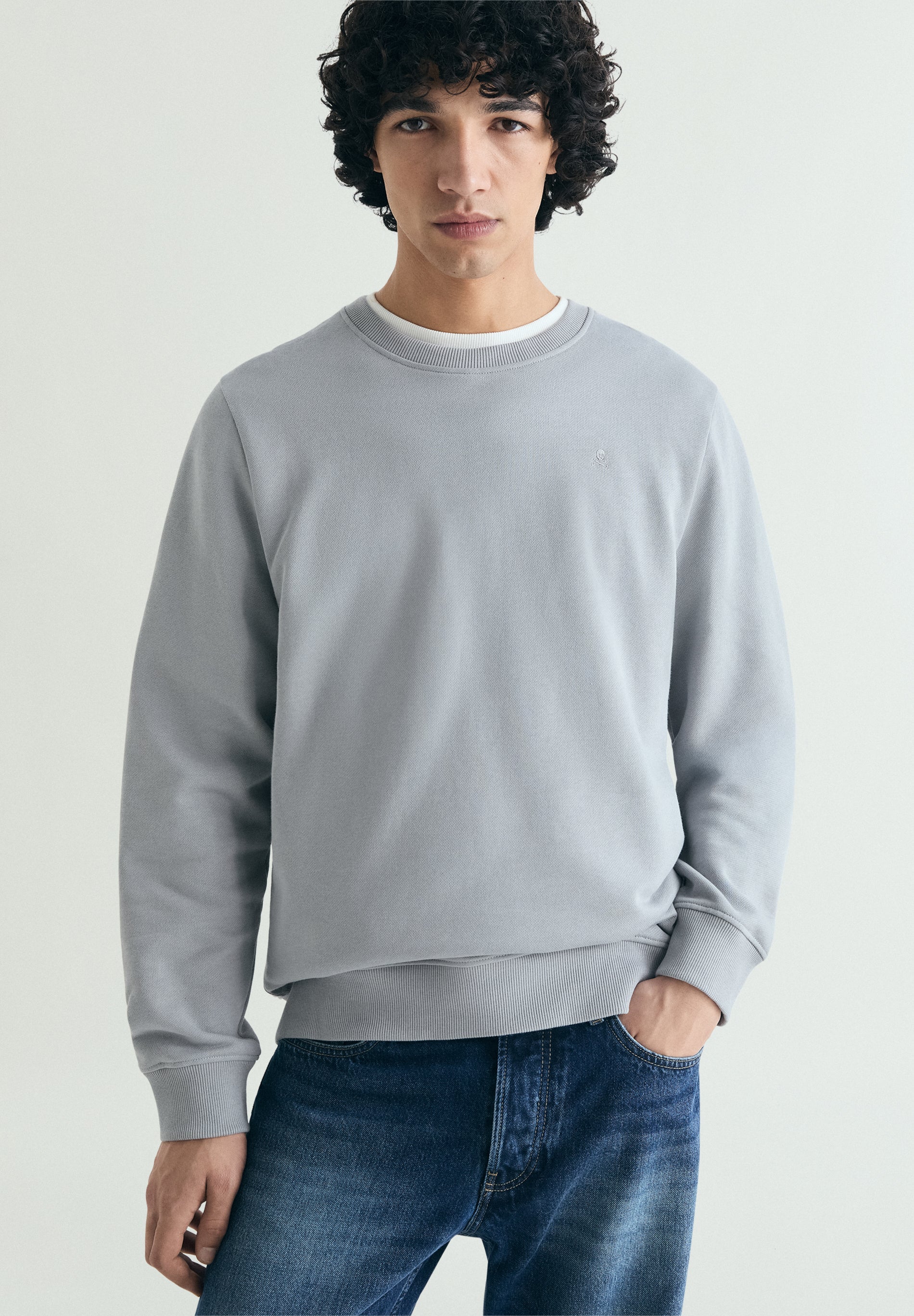 SWEATSHIRT BORDADA LAVADA