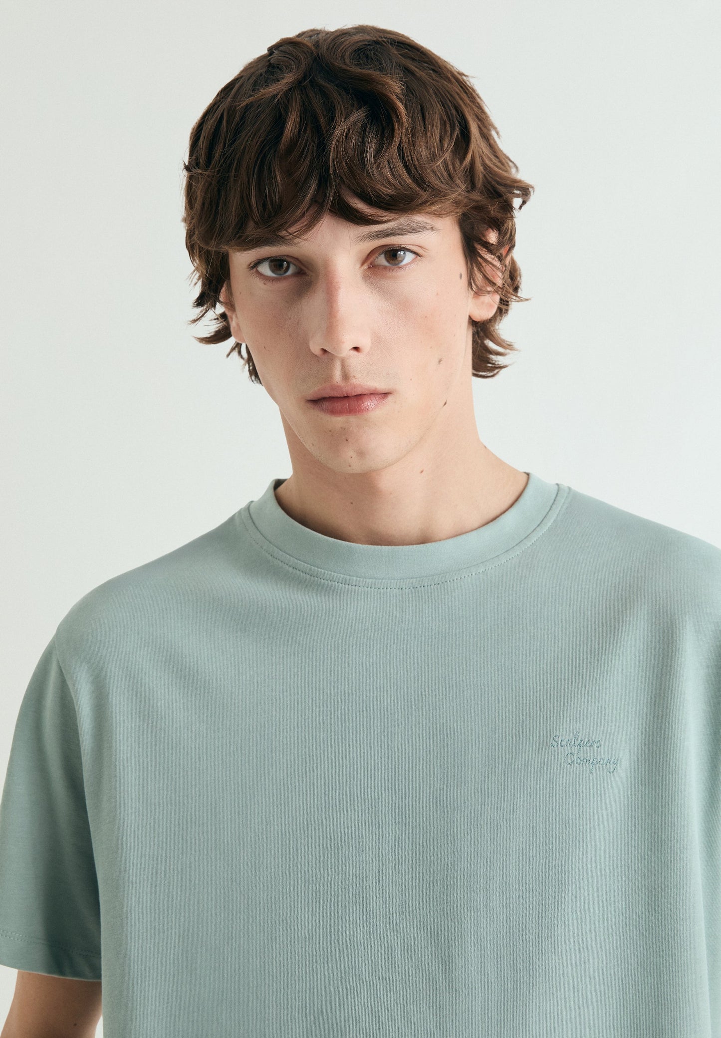 T-SHIRT BORDADA MEDIUM WEIGHT