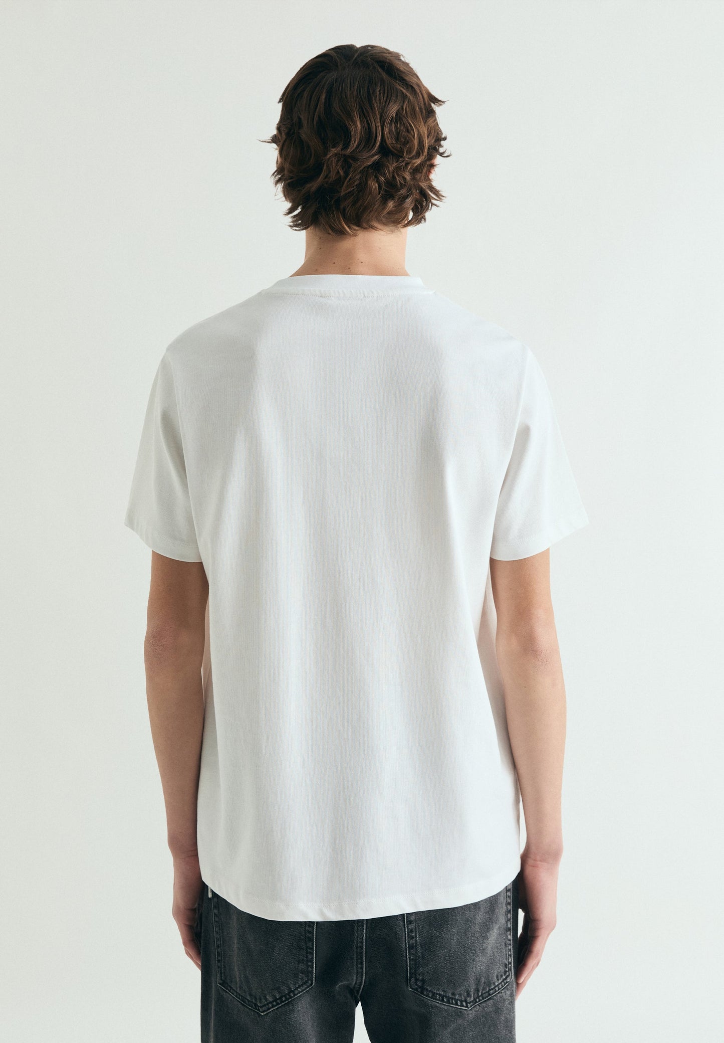 T-SHIRT BORDADA MEDIUM WEIGHT