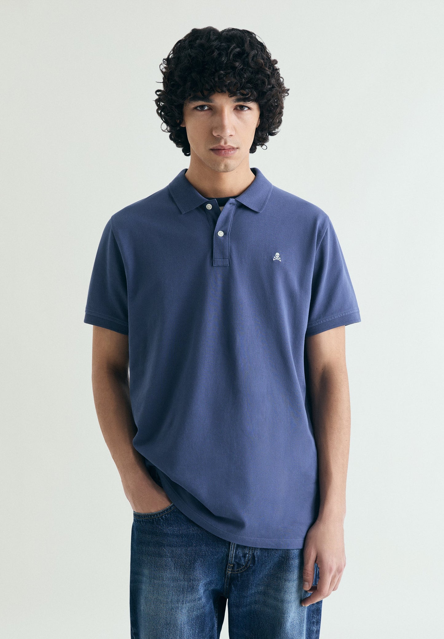 CAMISA POLO SKULL EM CONTRASTE