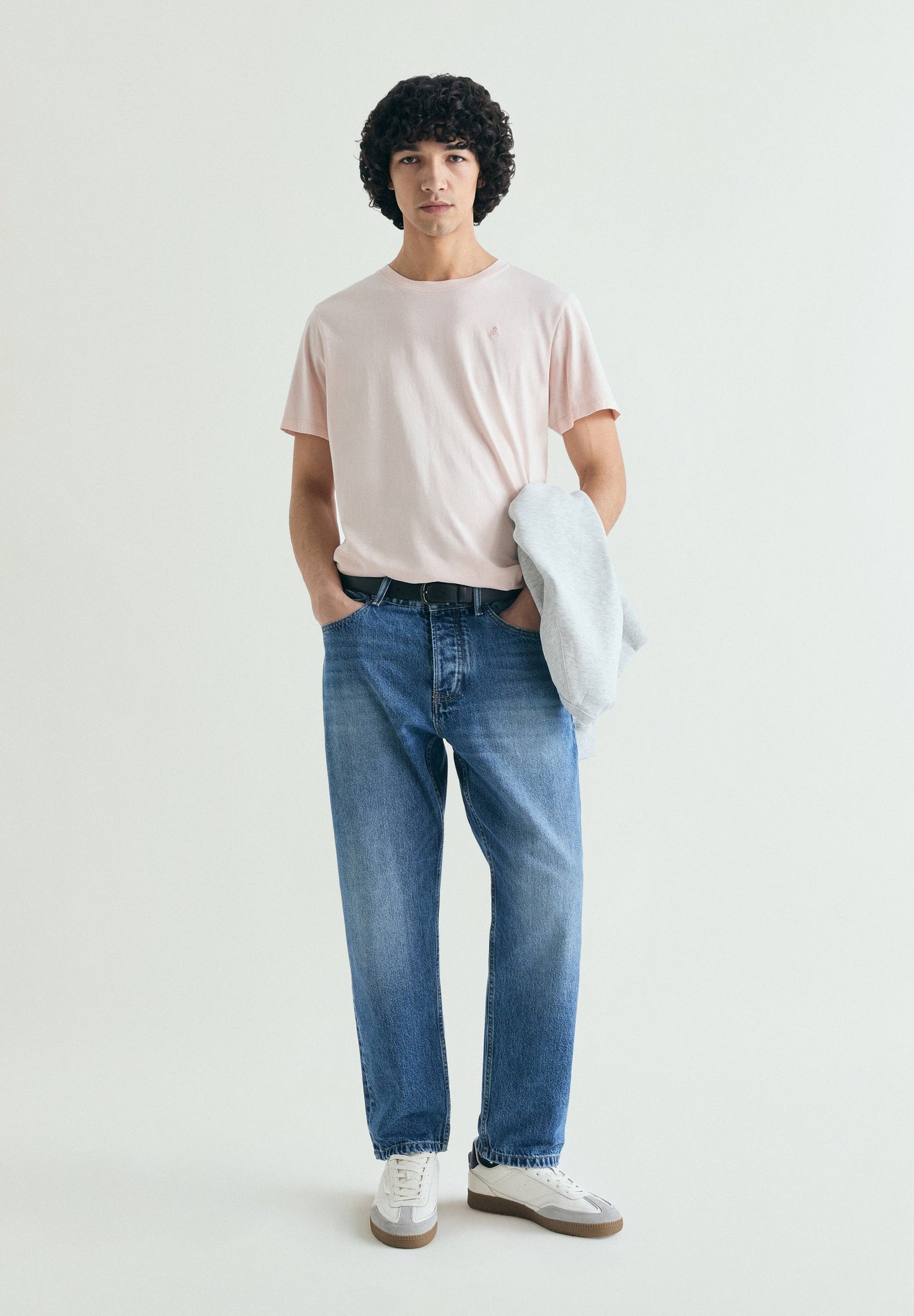 T-SHIRT BORDADA REGULAR FIT