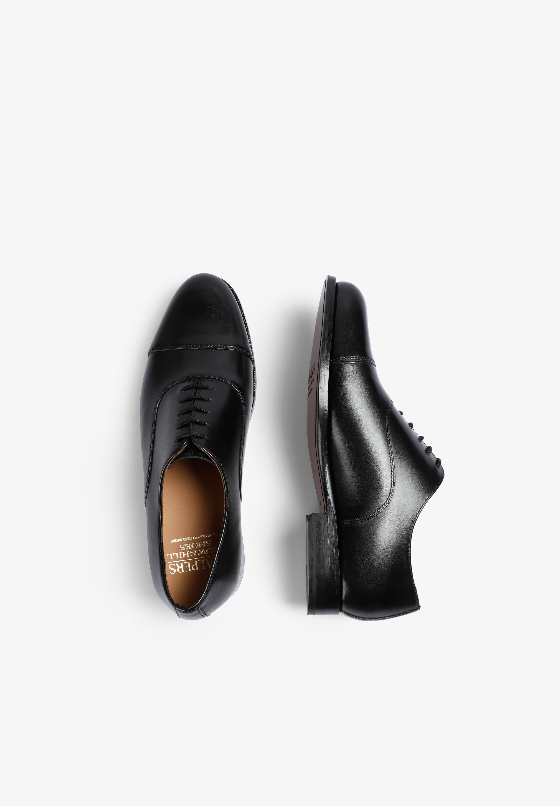 SAPATOS OXFORD EM PELE POLIDA