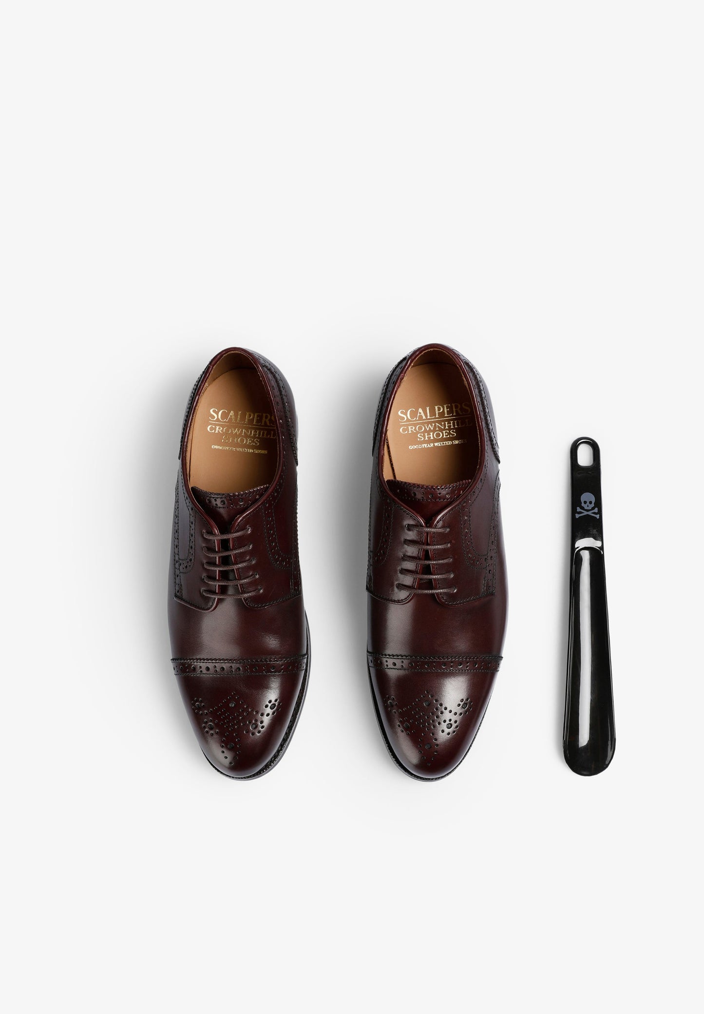 SAPATOS DERBY BROGUE DE PELE