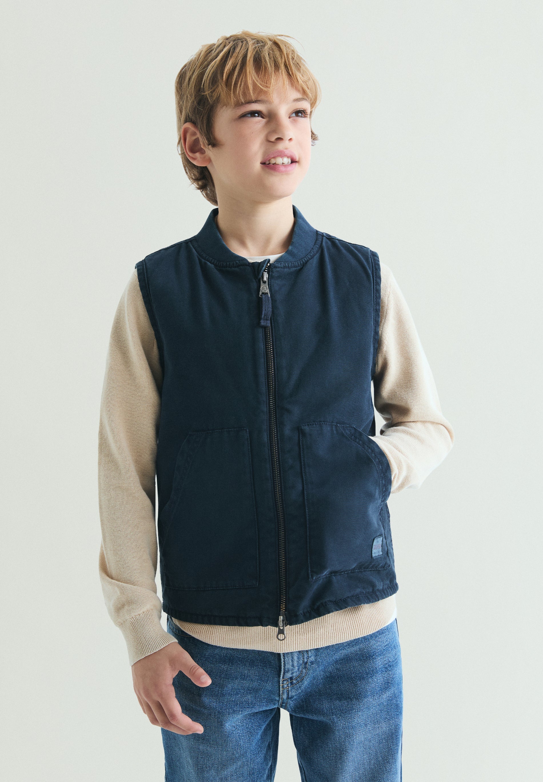 COLETE DENIM COM FECHO DE CORRER