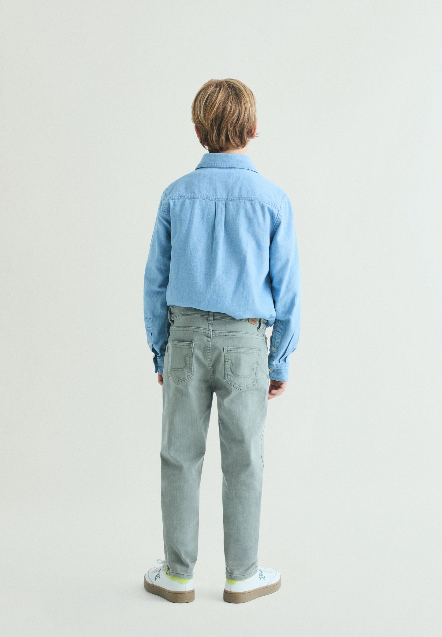 CALÇAS SLIM FIT FIVE POCKETS