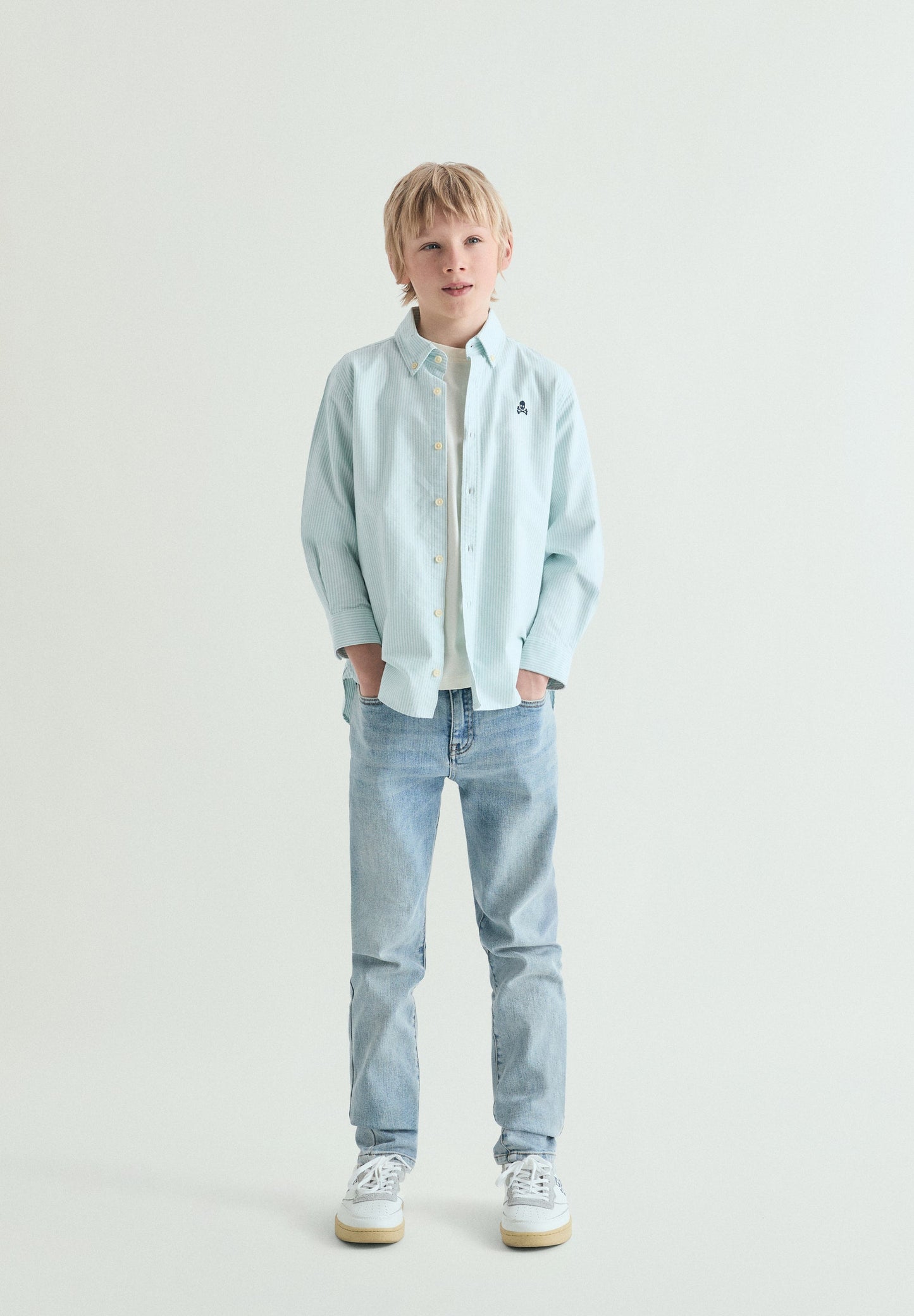 CAMISA OXFORD ÀS RISCAS