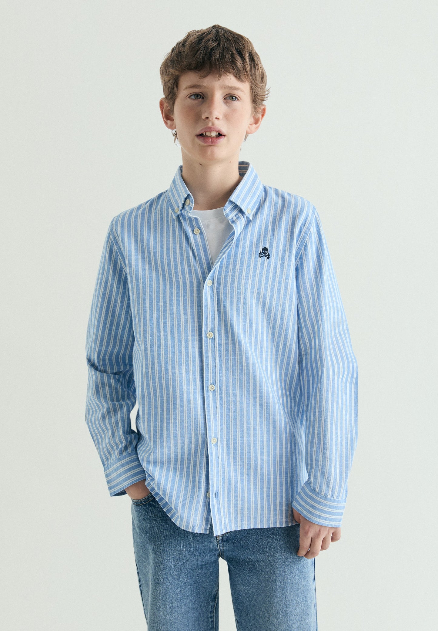 CAMISA ÀS RISCAS REGULAR FIT